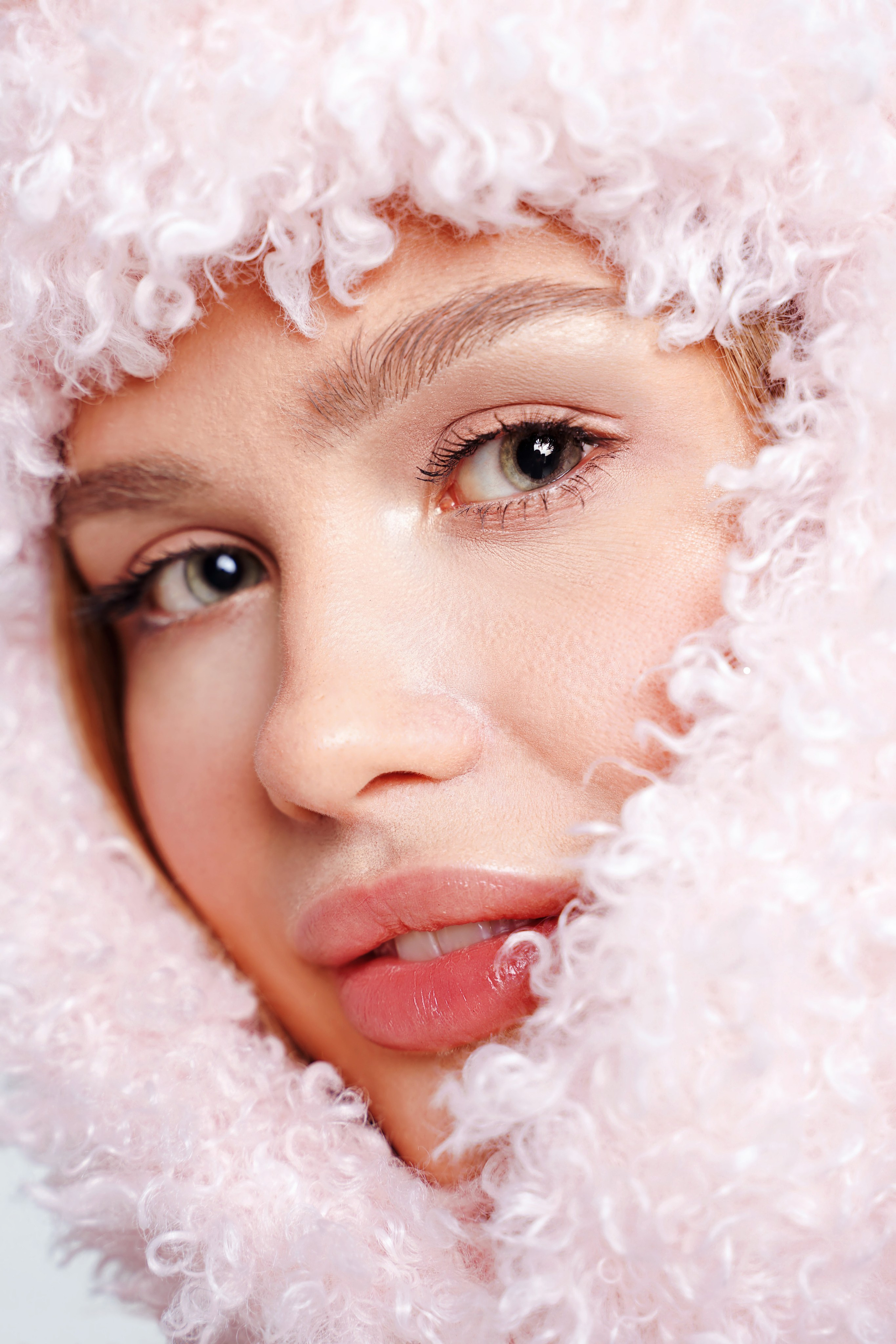 C O M M E R C E. Арт фотограф и стилист Ульяна Терезникова