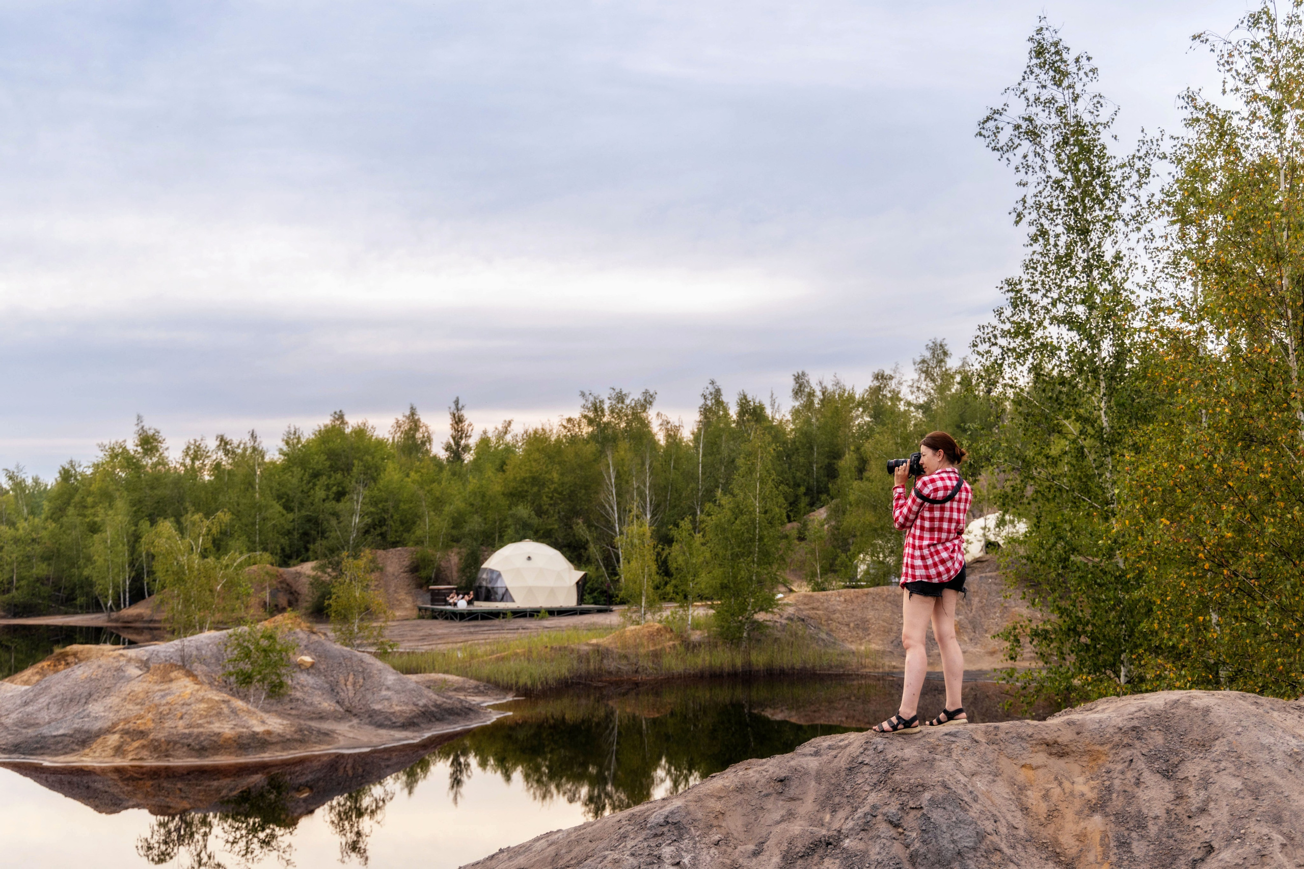 СПА глэмпинг на цветных озёрах