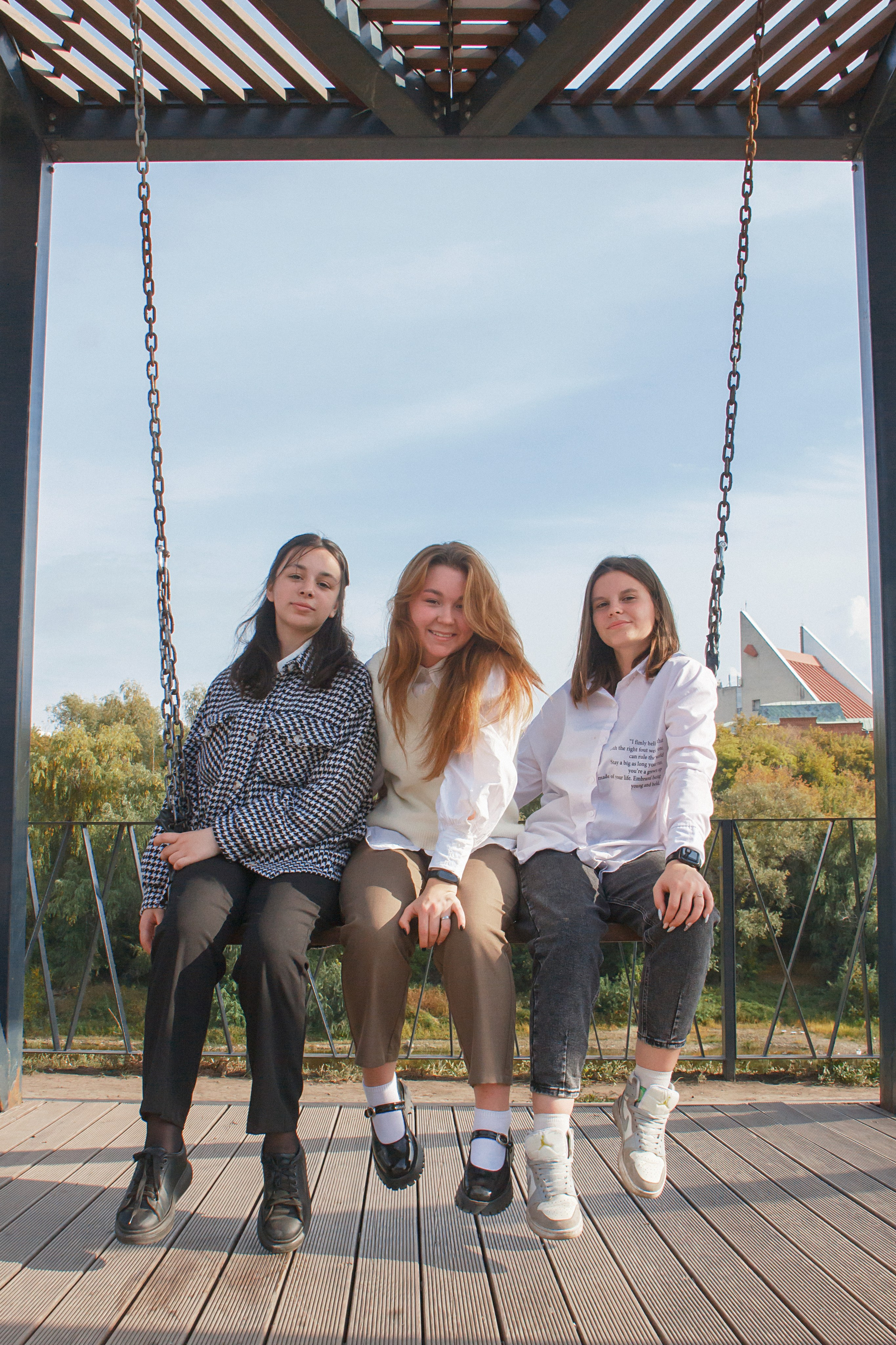 Выпускной альбом 2023. Фотограф и видеограф в Омск/Москва Сащенко Лера