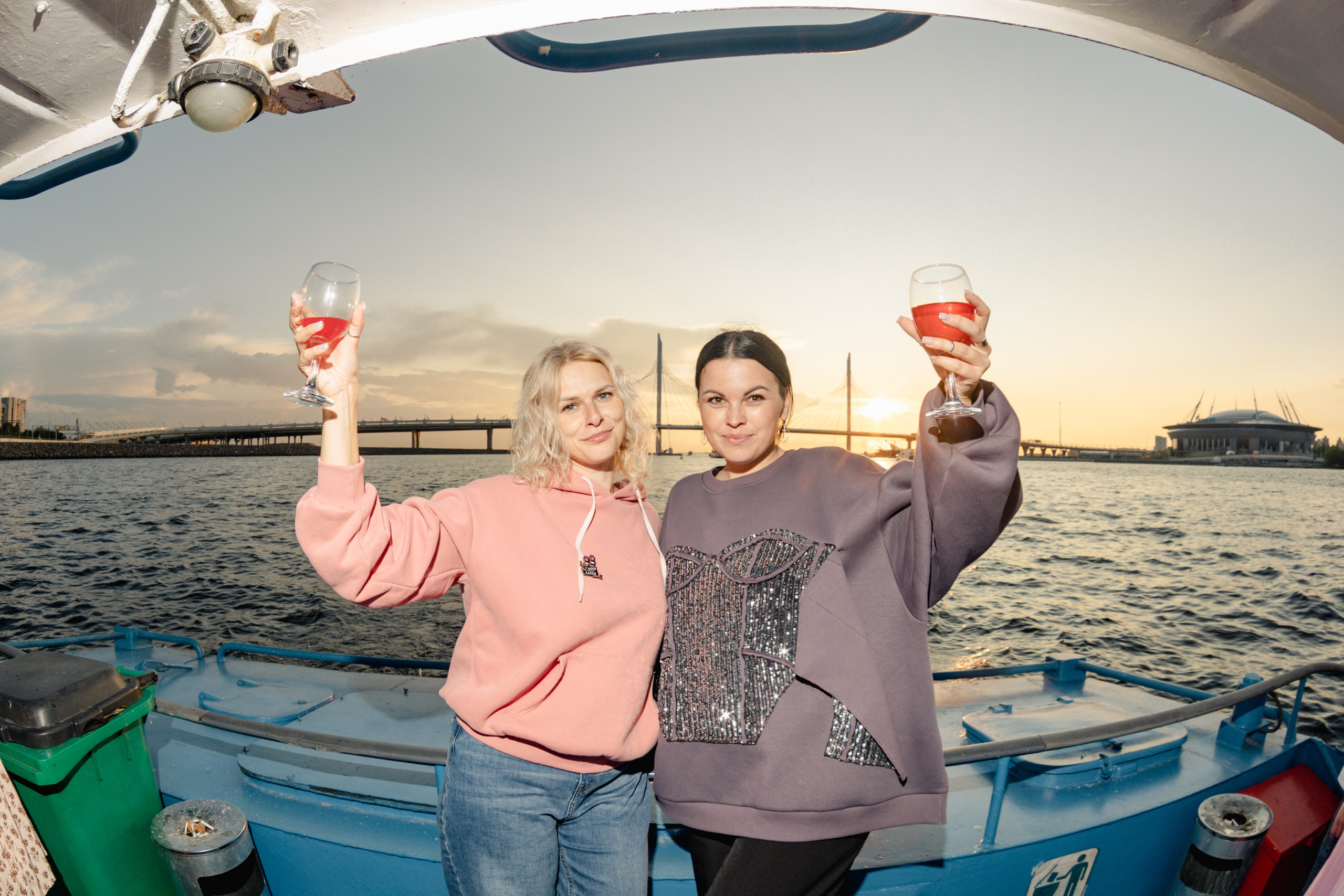 Gravity Project круизы. Репортажный и портретный фотограф в Санктпетербурге. Видиосъемка мероприятий в Санкт-Петербурге