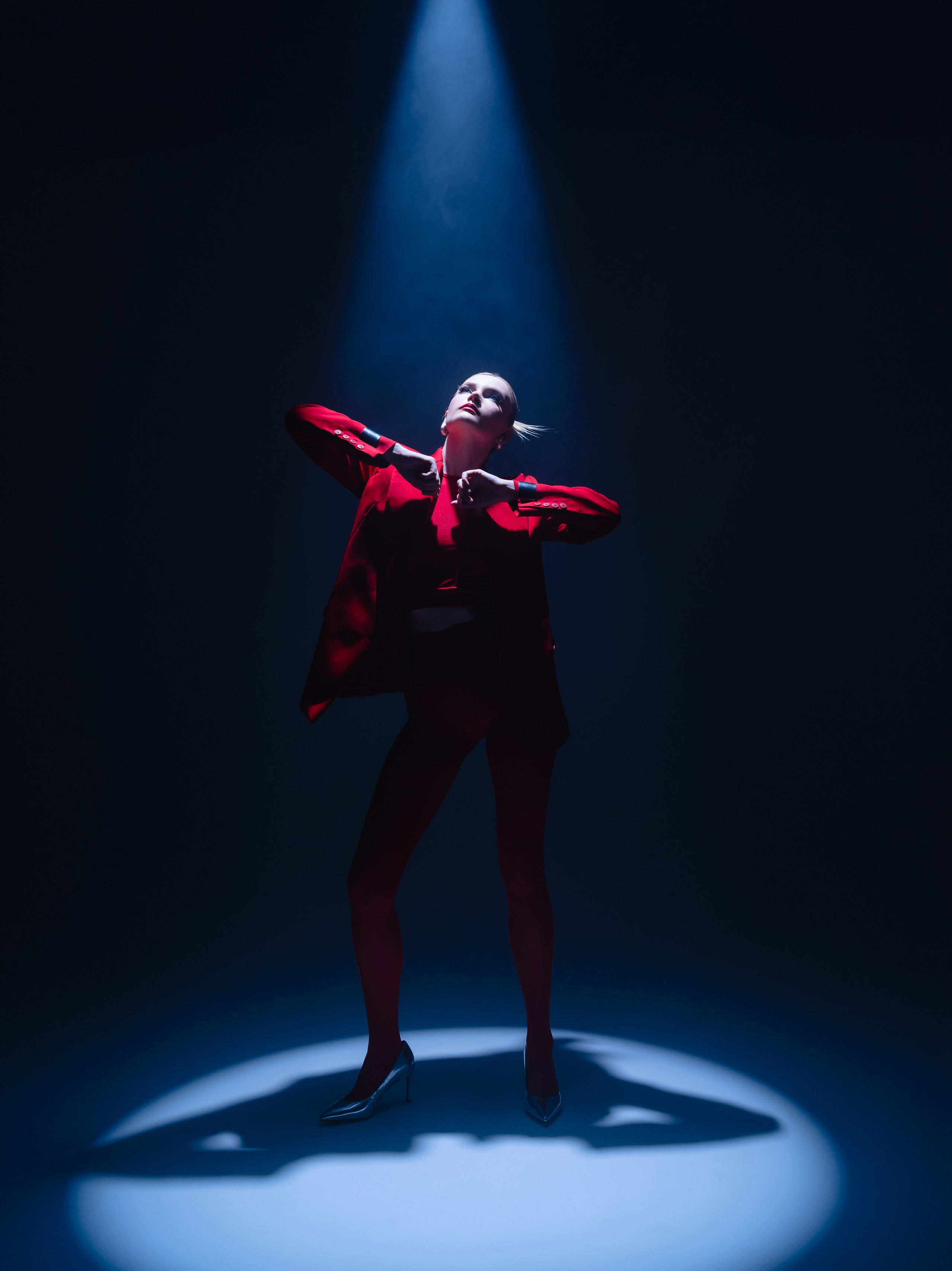 Стилизация индивидуального обучения по свету @lv.inspire. Стилист Александра Шеремет