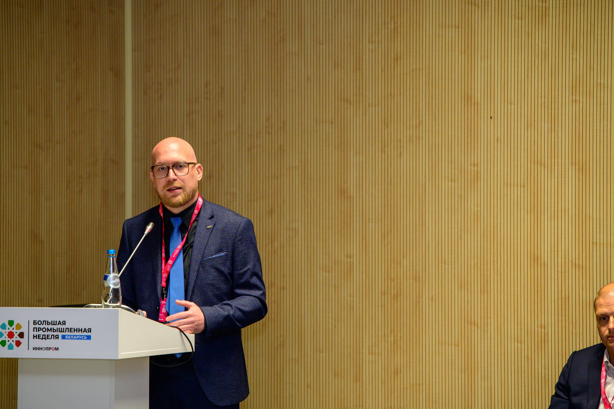 BigindustrialweekBelarus. Фотоуслуги, услуги фотографа, фотографирование важных событий