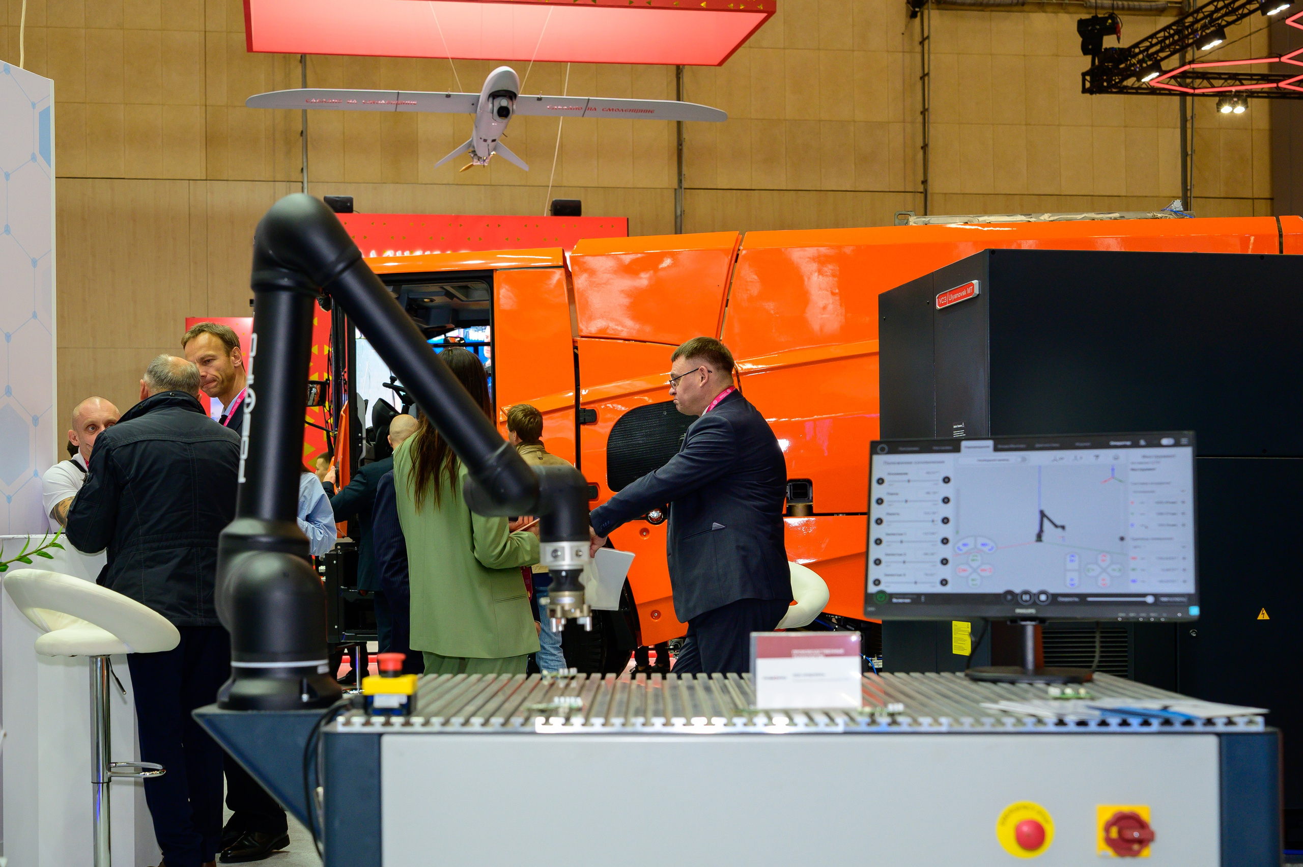 BigindustrialweekBelarus. Фотоуслуги, услуги фотографа, фотографирование важных событий