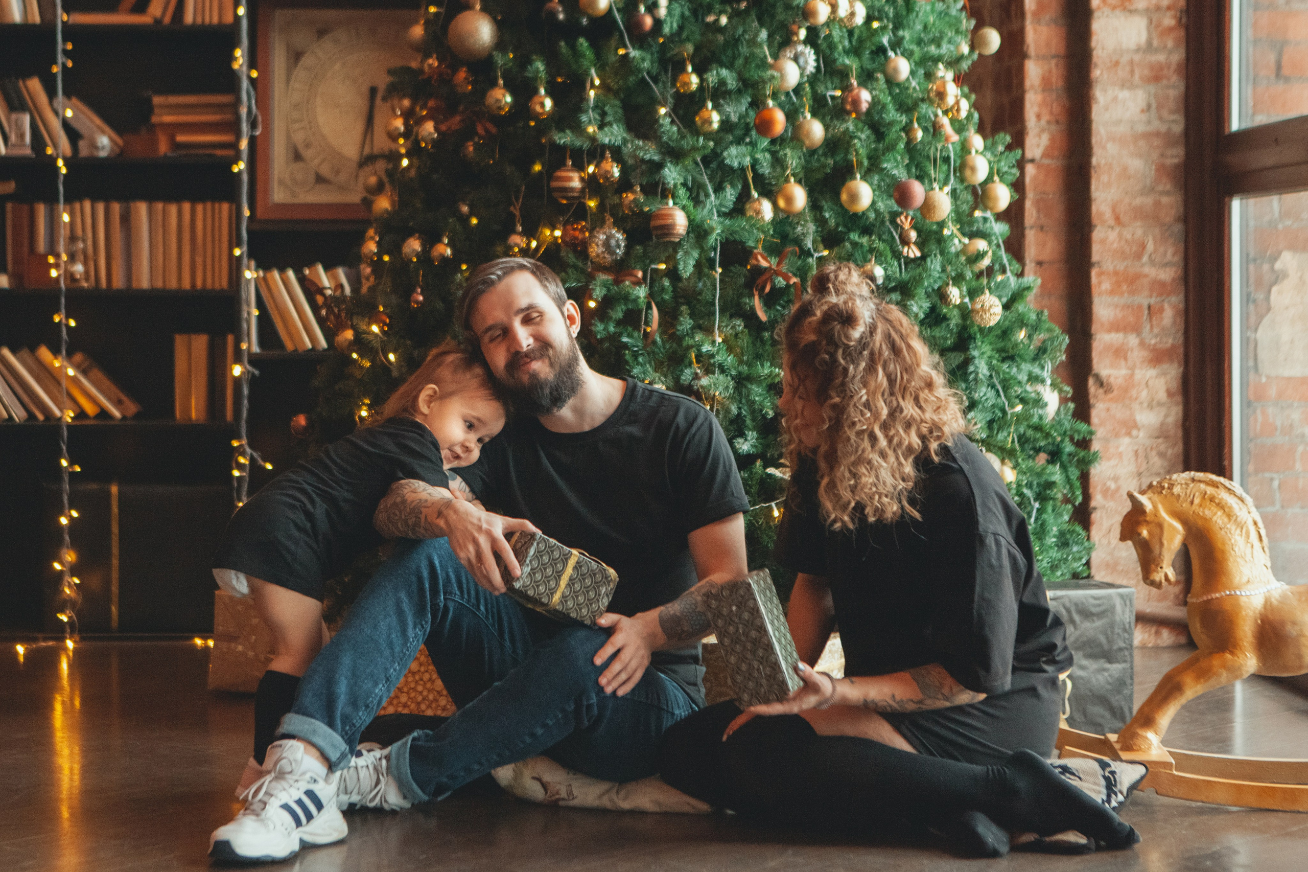 Новогодняя семейная фотосессия в студии. Фотограф Ольга Ефремова