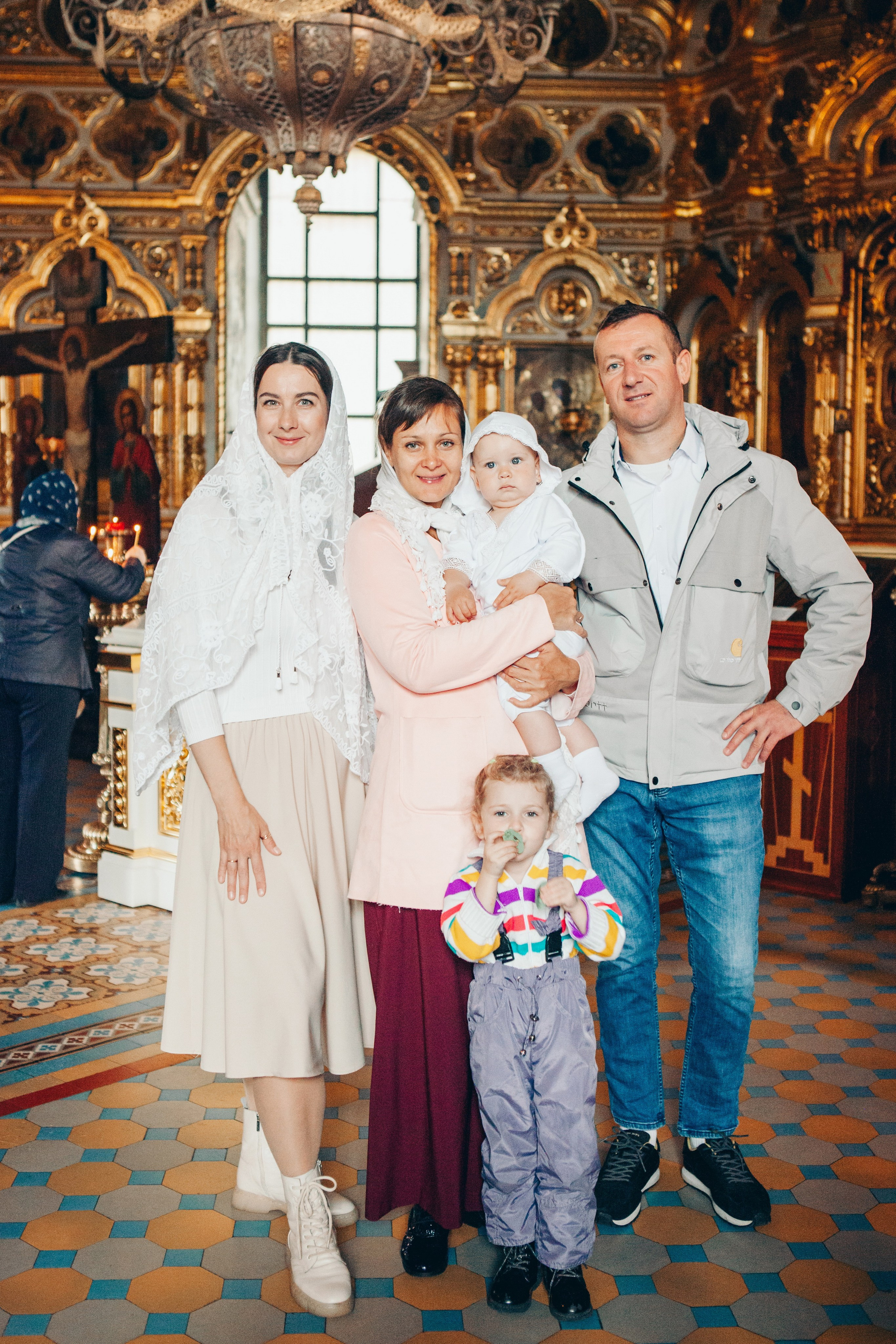 Крещение ребенка в церкви. Фотограф Ольга Ефремова