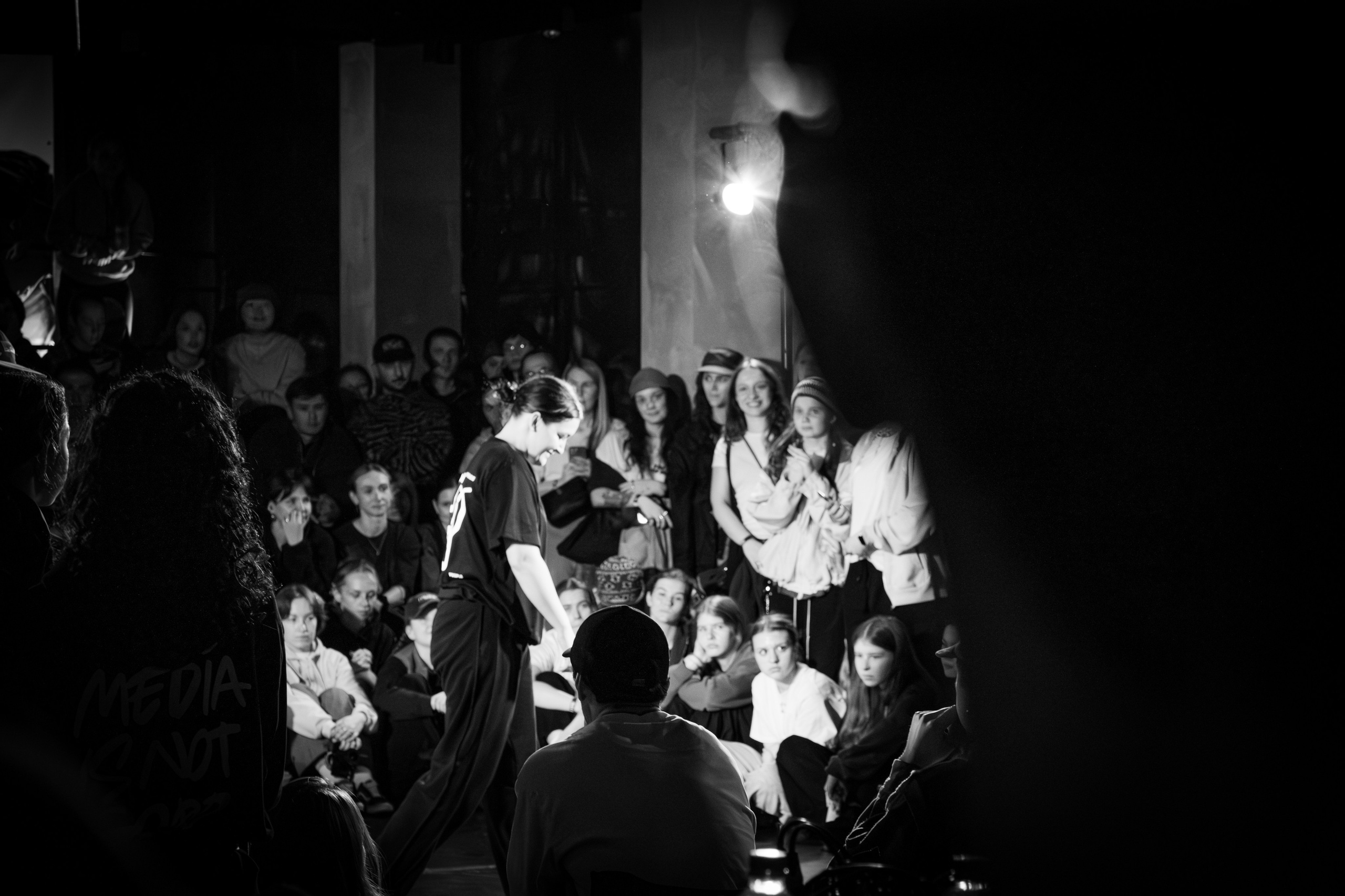 ODD BATTLE 04/05 (@youlovebu). Соня бу тебя сфоткала