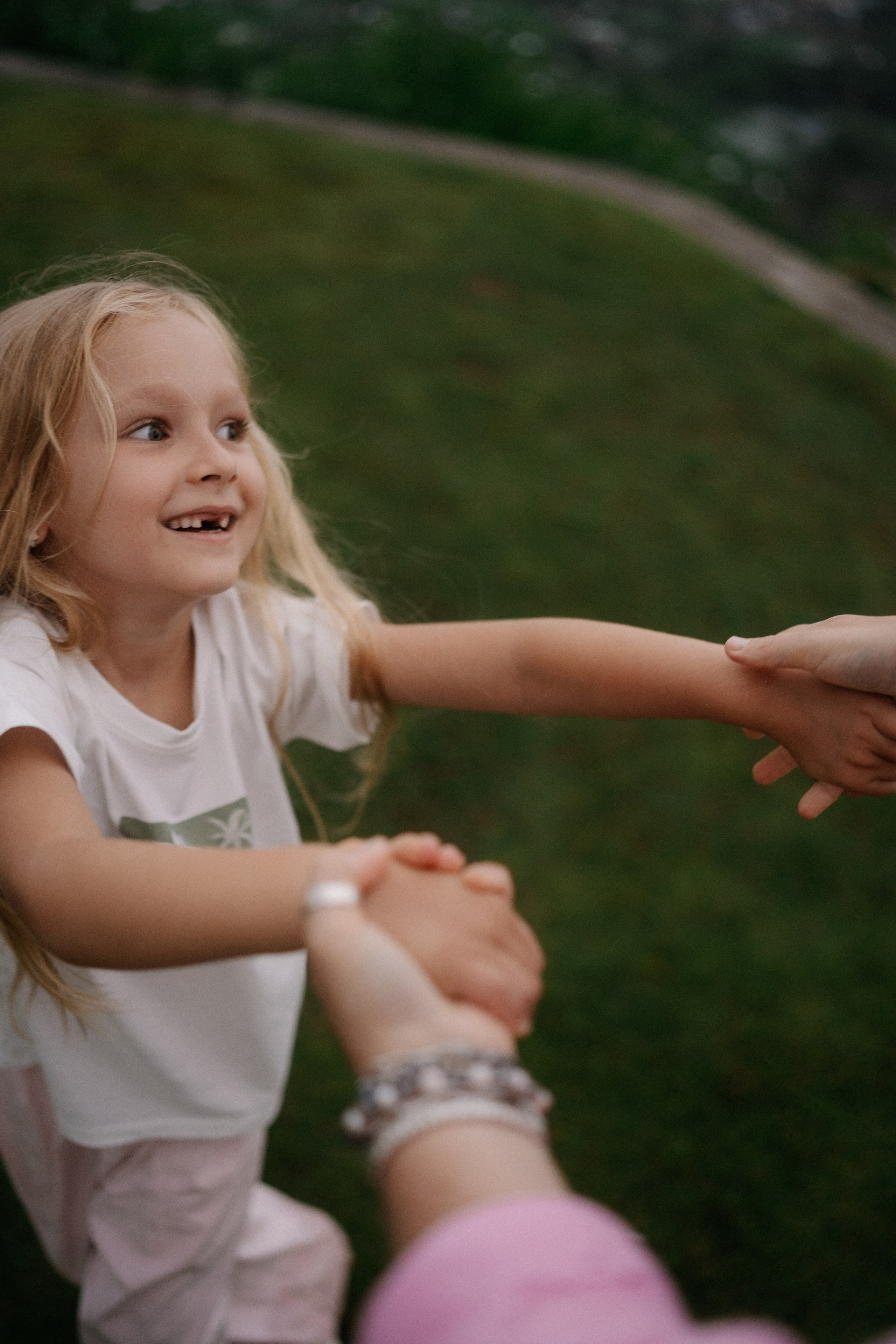 Alex, Mila & Varya. Olga Antipova — photographer