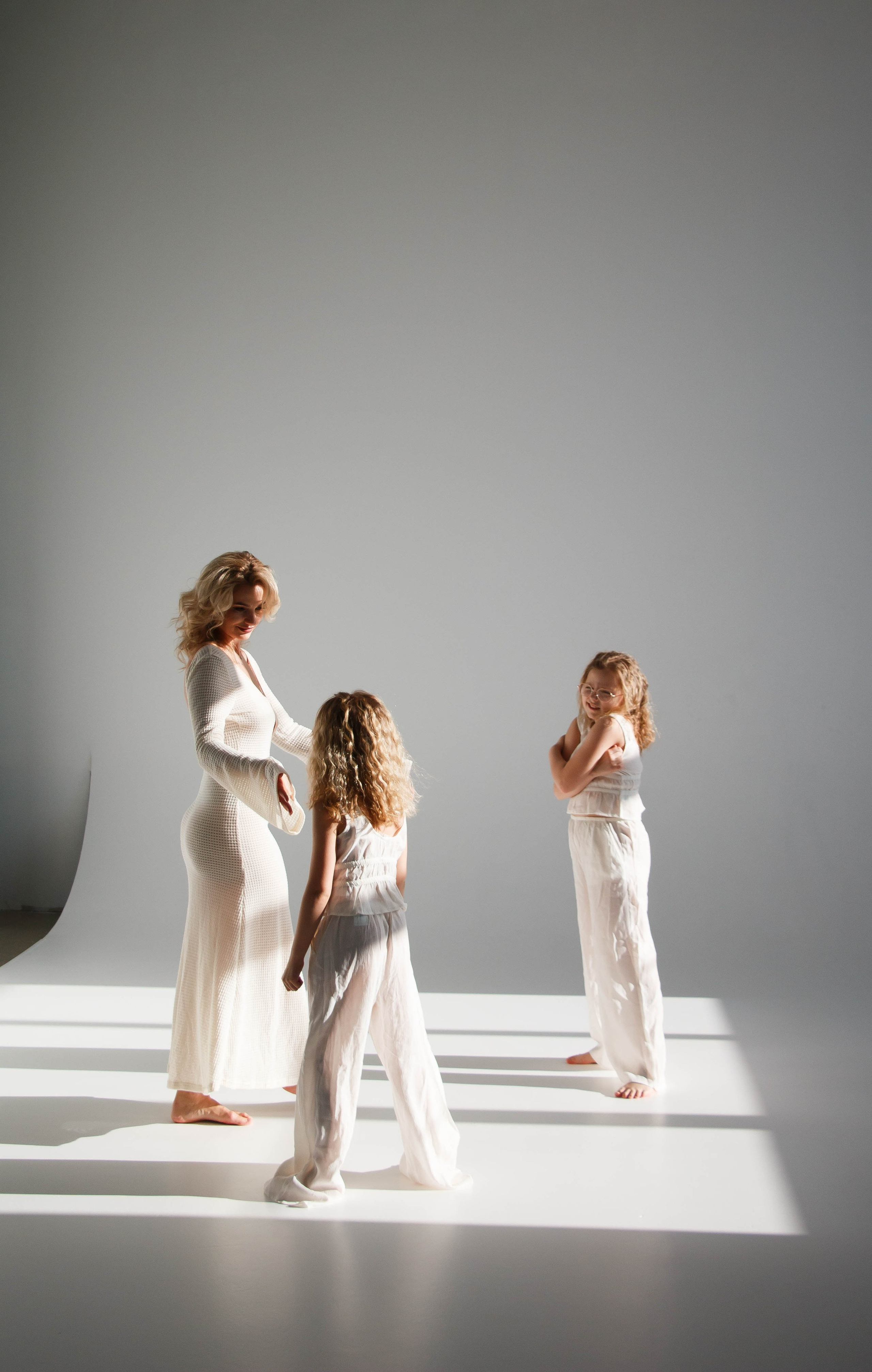 MARYNA & NIKOLETTA & ALISA. Бережно сохраняю ваши чувства и истории на своих фотографиях