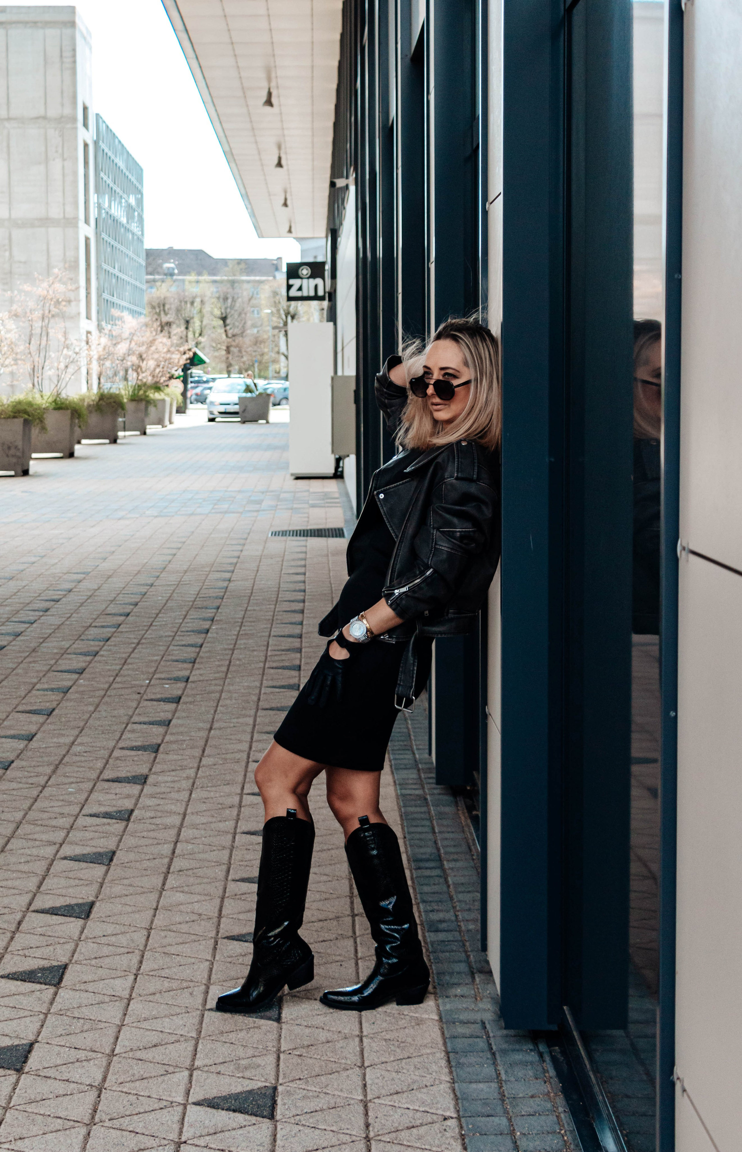 Настя. Бережно сохраняю ваши чувства и истории на своих фотографиях