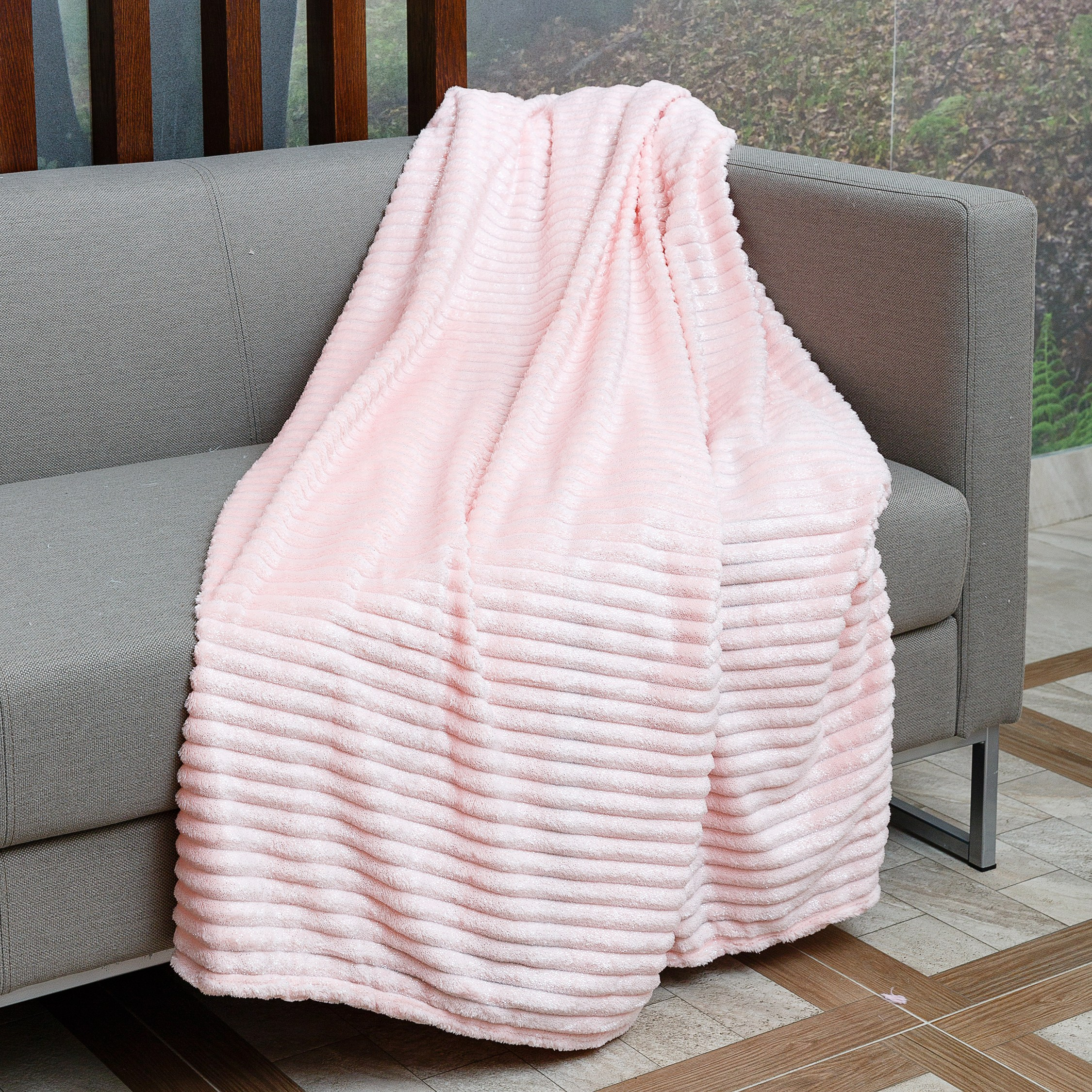 Фотосъёмка текстиля для маркетплейсов и соцсетей