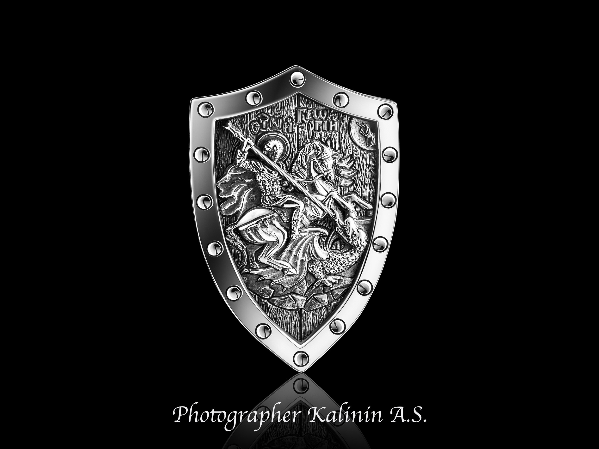 Рекламная эксклюзивная предметная фотосъёмка ювелирных изделий в Москве  тел +7 966-003-13-07. Высококачественная профессиональная рекламная фотосъёмка ювелирных украшений, драгоценных камней в Москве. Обучение, консультация