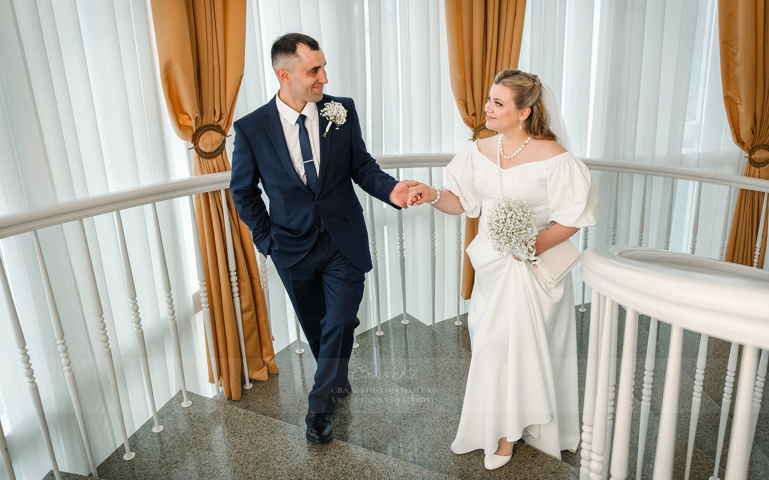 Фотосъемка свадьбы Новосибирск — Саша Кё, утро невесты, ЗАГС, прогулка, банкет, забронировать