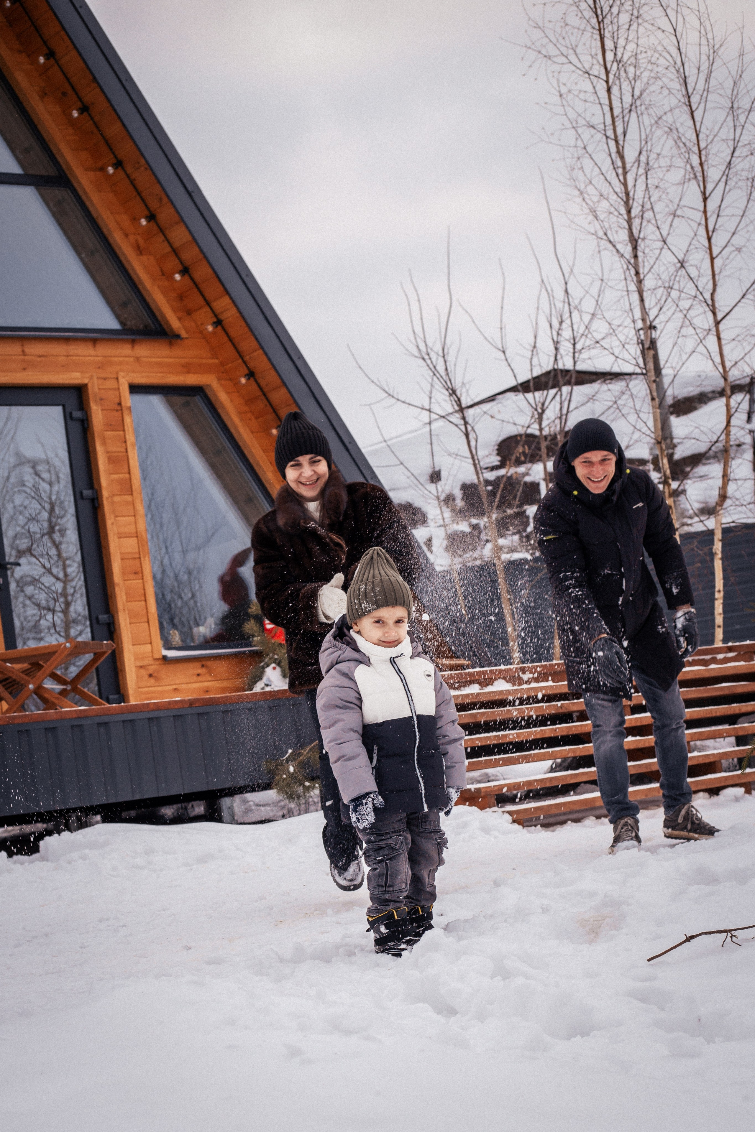 Мария с семьёй