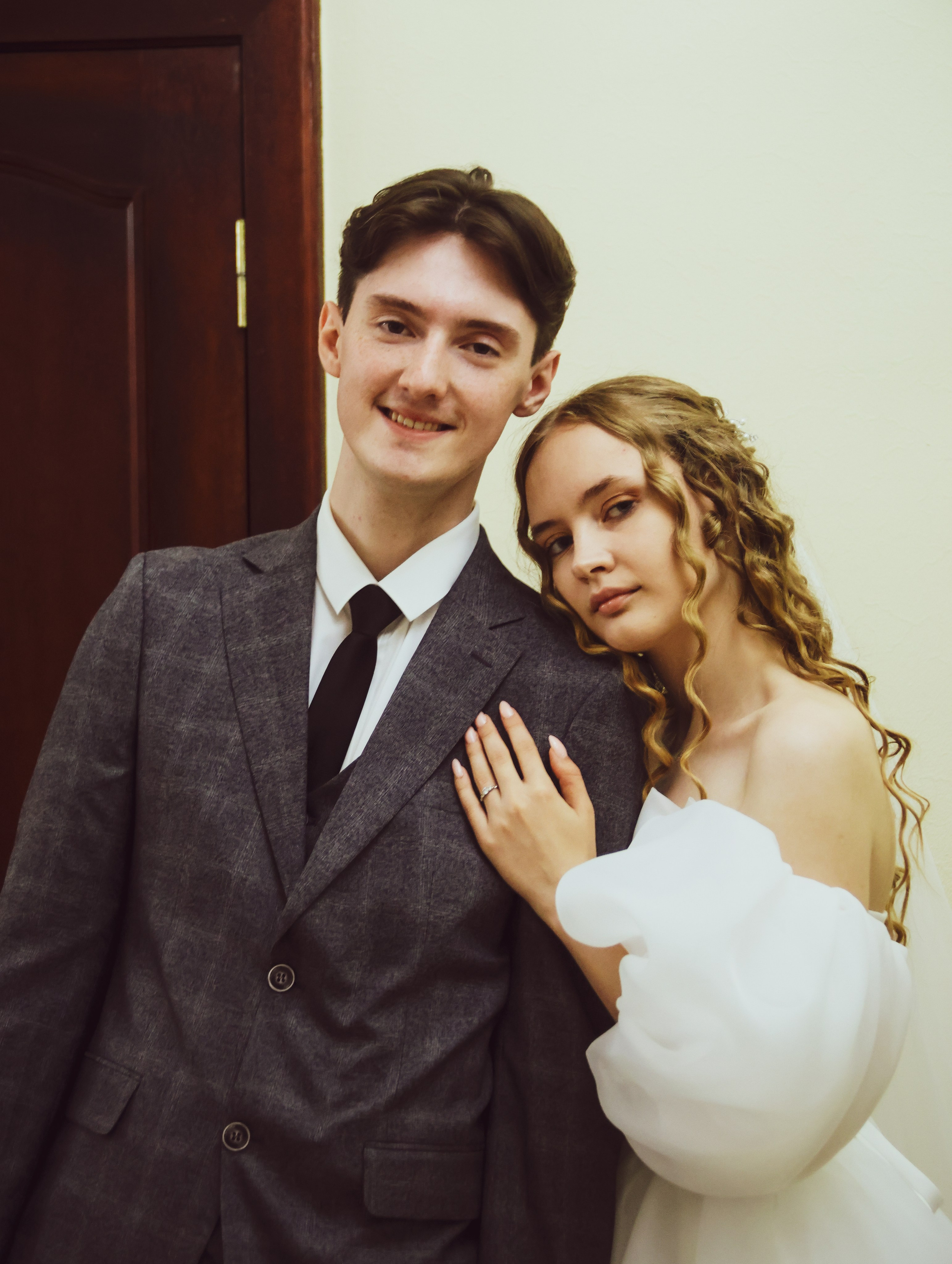 Денис & Алёна. ОБО МНЕ