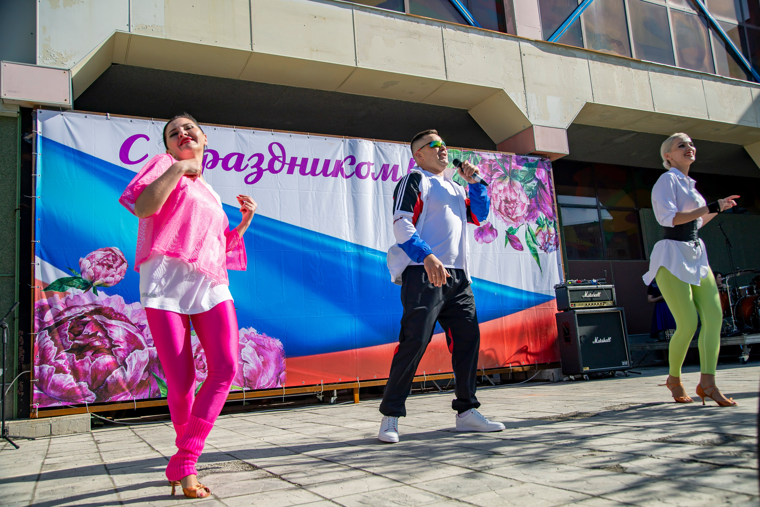 Репортажная съемка праздник города. Семейный и свадебный фотограф в Норильске Дмитрий Степанов
