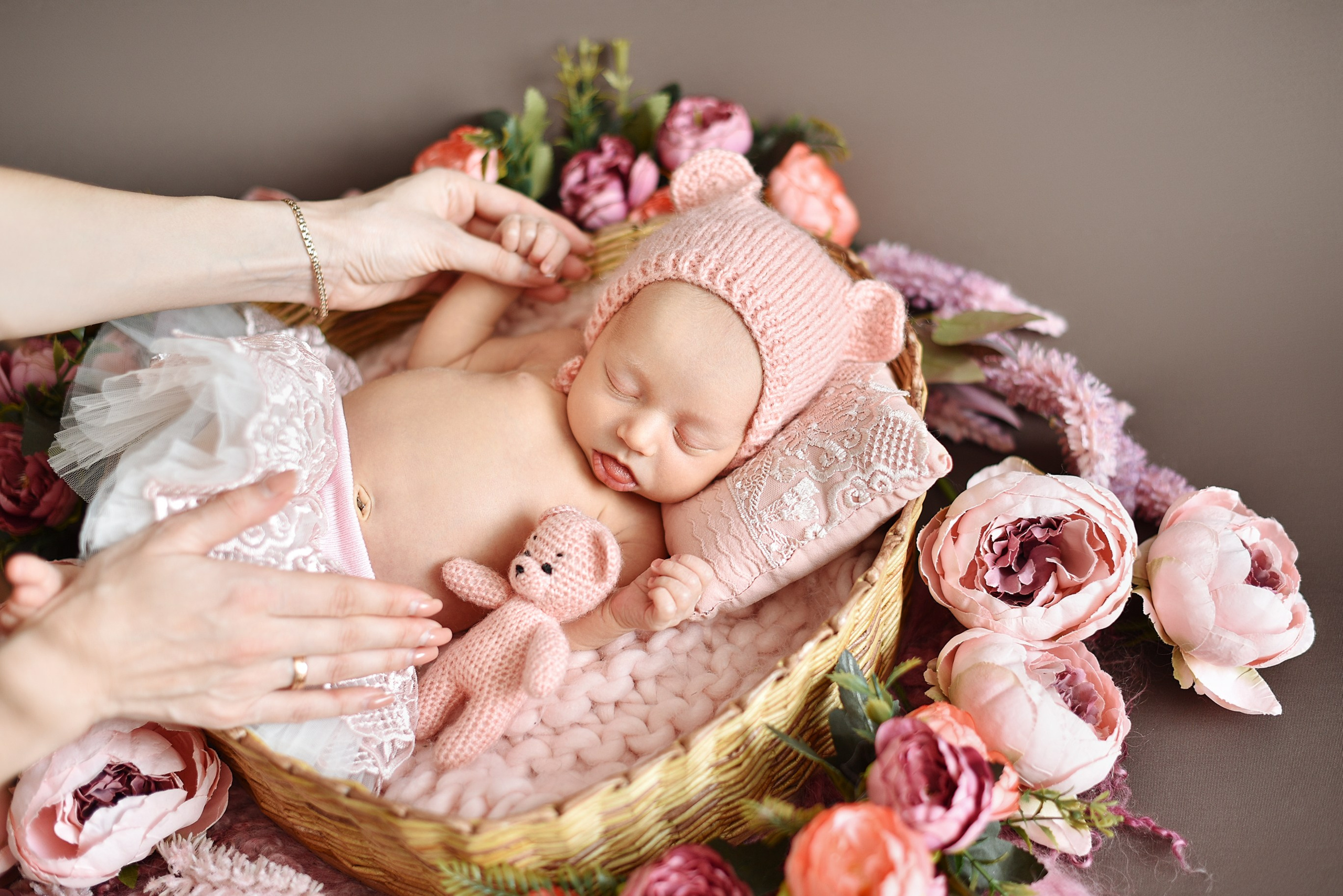 Оливия 14 дней. Фотограф беременности и новорожденных малышей Анастасия Никитина