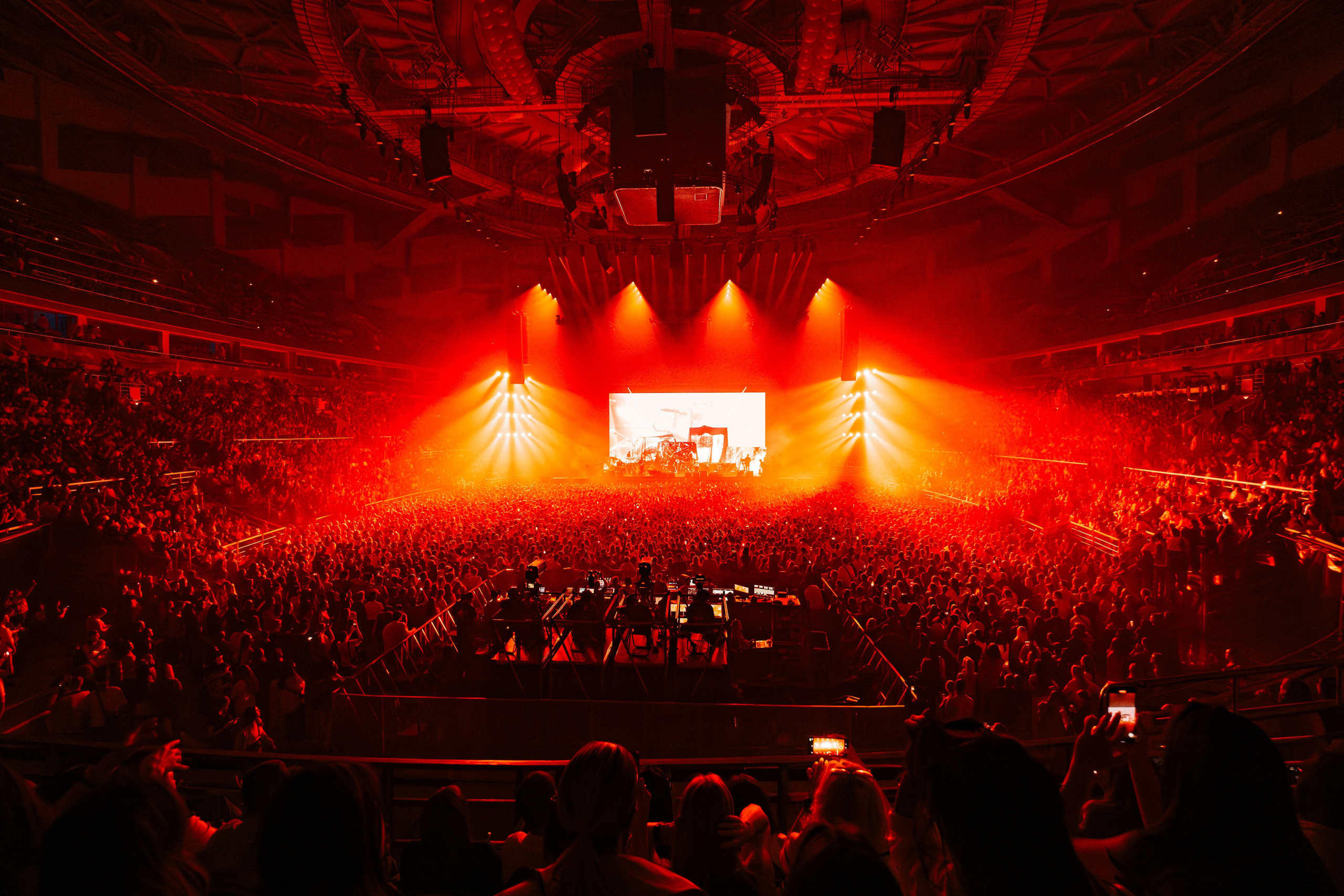 HAMMALI & NAVAI 25.05.25. Концертный и репортажный фотограф в Москве и Санкт-Петербурге Мария