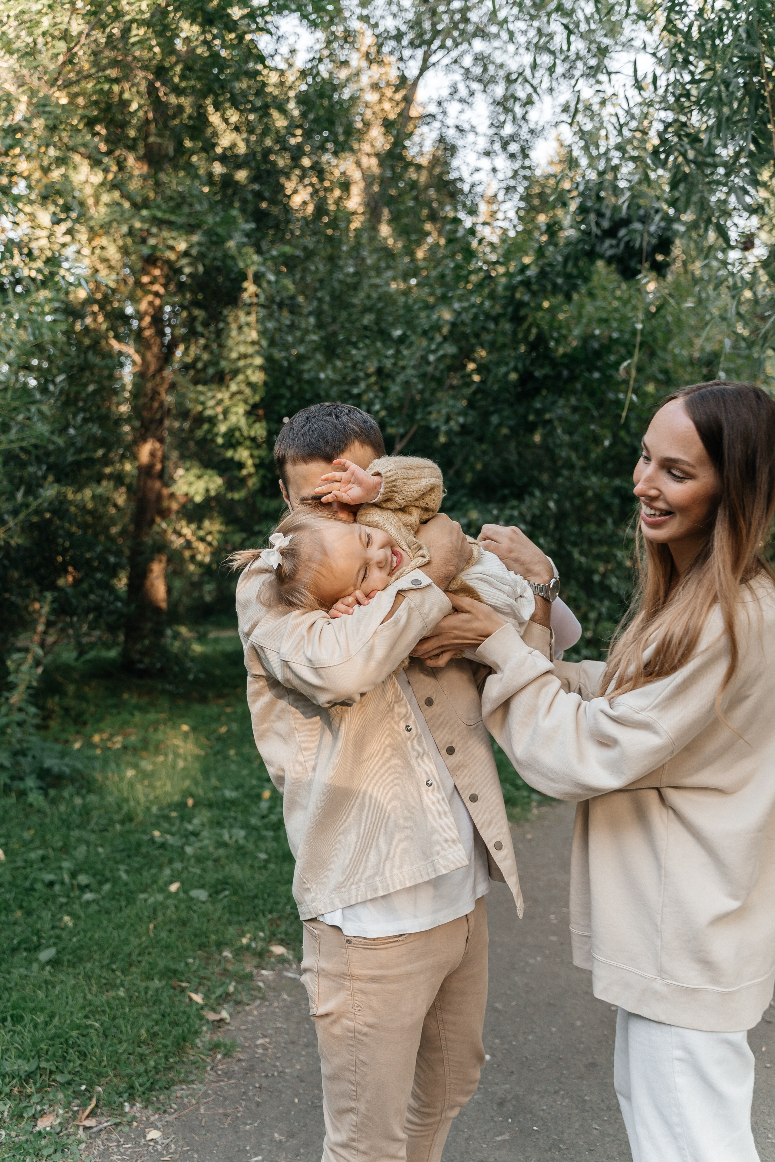 Лёша, Ксюша и Вика. Волик Мария