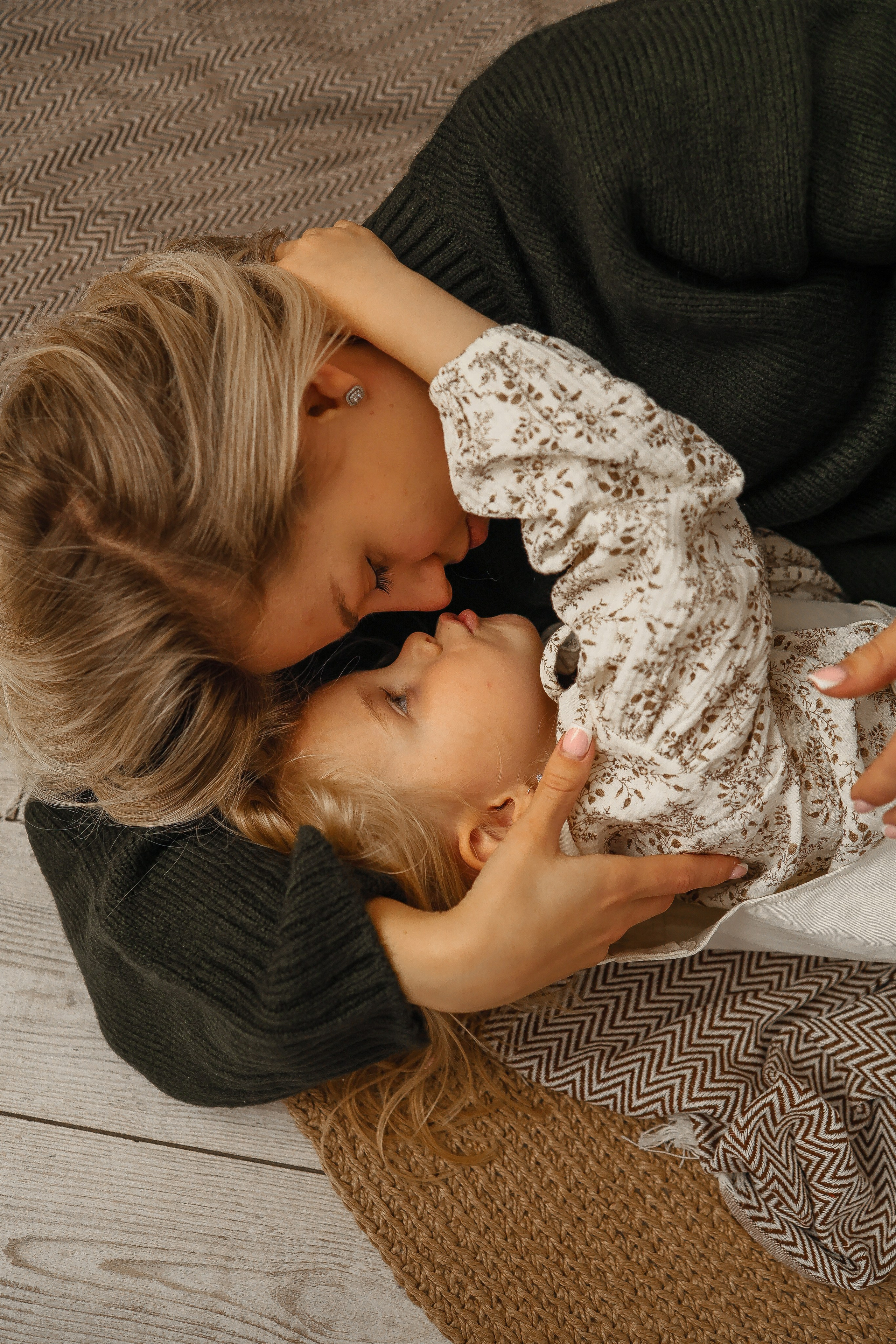 Я Лена — семейный фотограф в стиле Life Style Москва и Подмосковья: Балашиха, Пушкино, Щелково, Домодедово, Дмитров. Я за эмоции и любовь