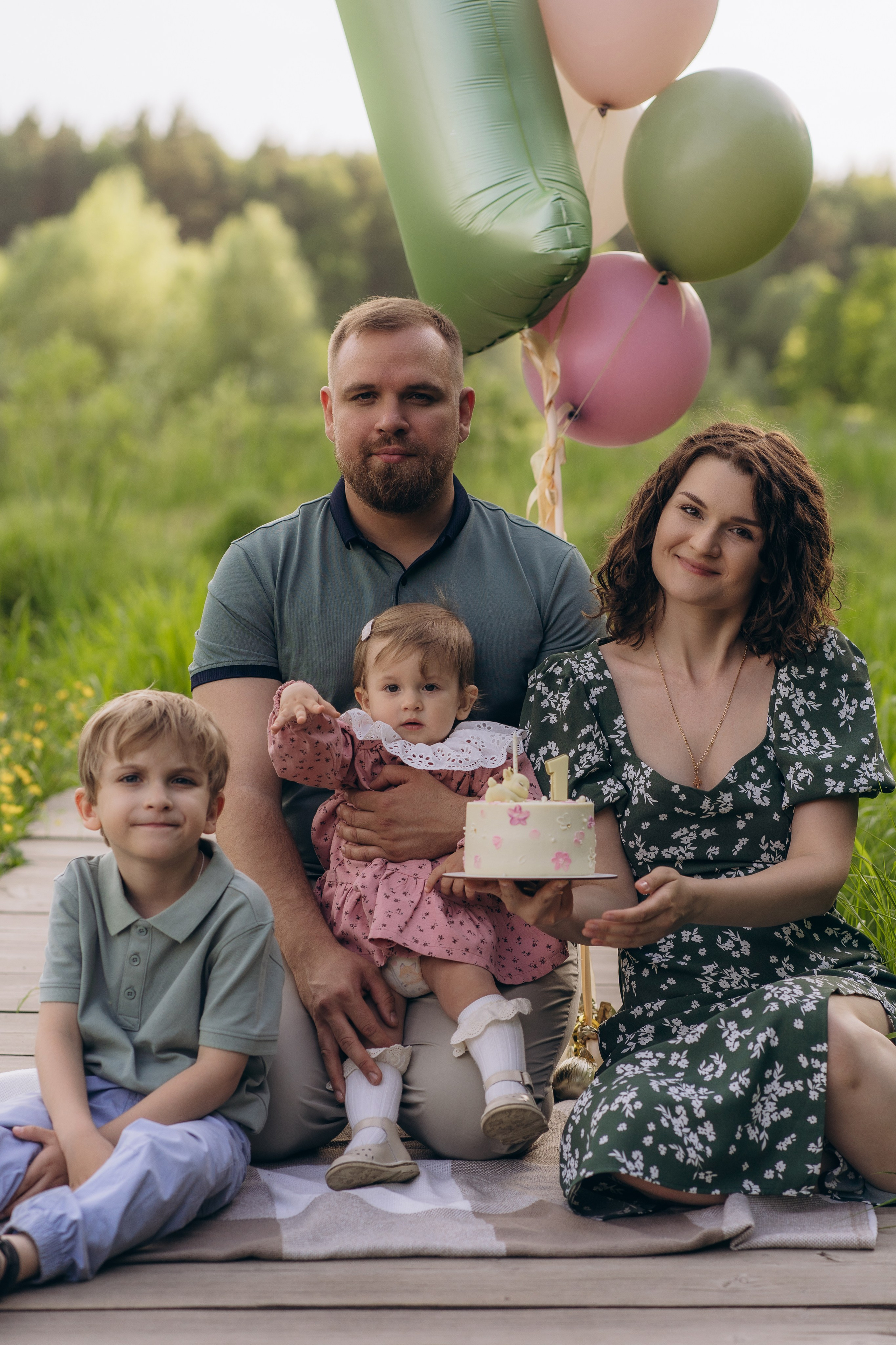 Семейная фотосессия в студии в Москве, семейный фотограф Анна Полушина. Свадебный фотограф в Москве Анна Полушина