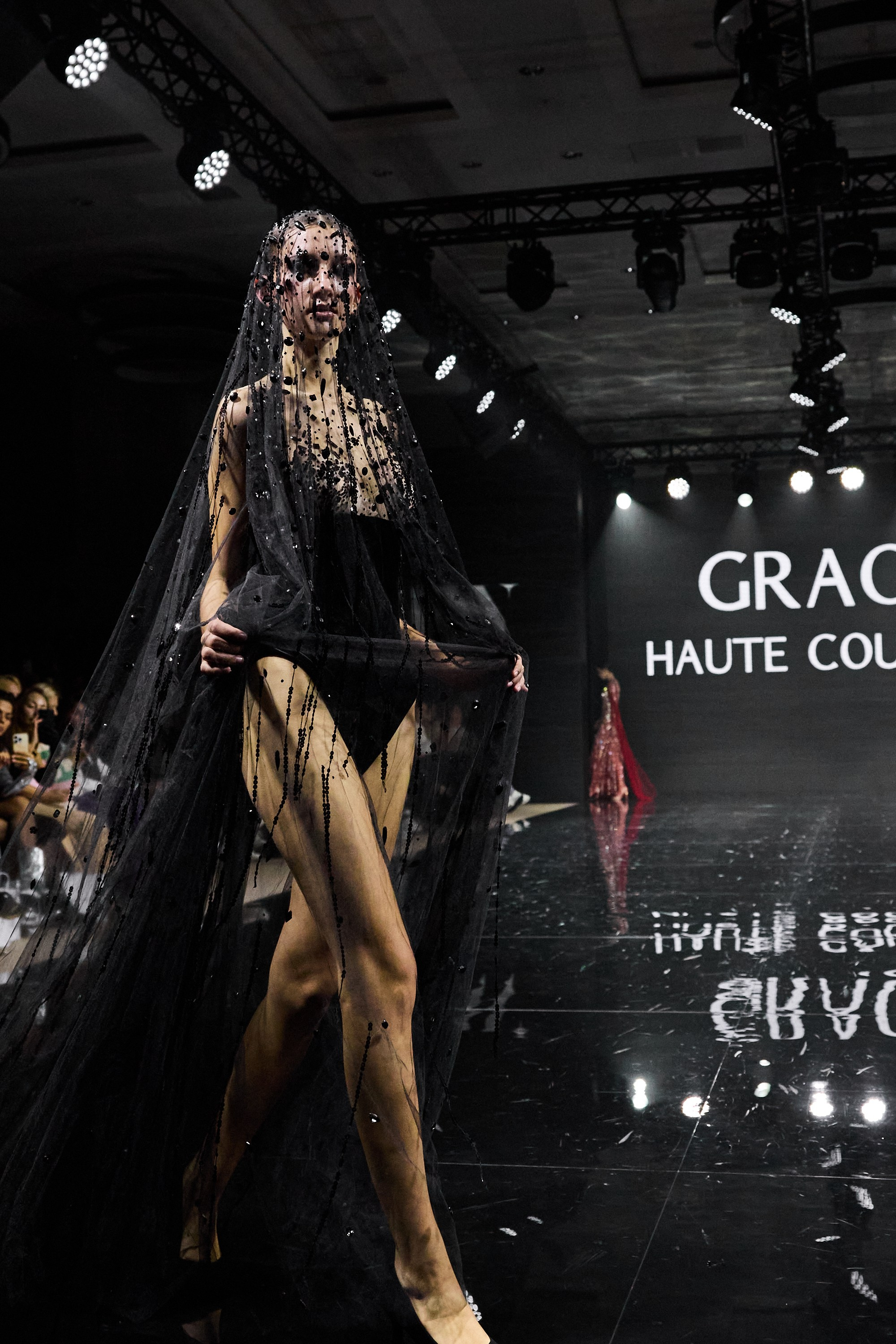 Sochi Fashion Week 2025. Профессиональный фотограф в Сочи Виктория Джой. Обучение