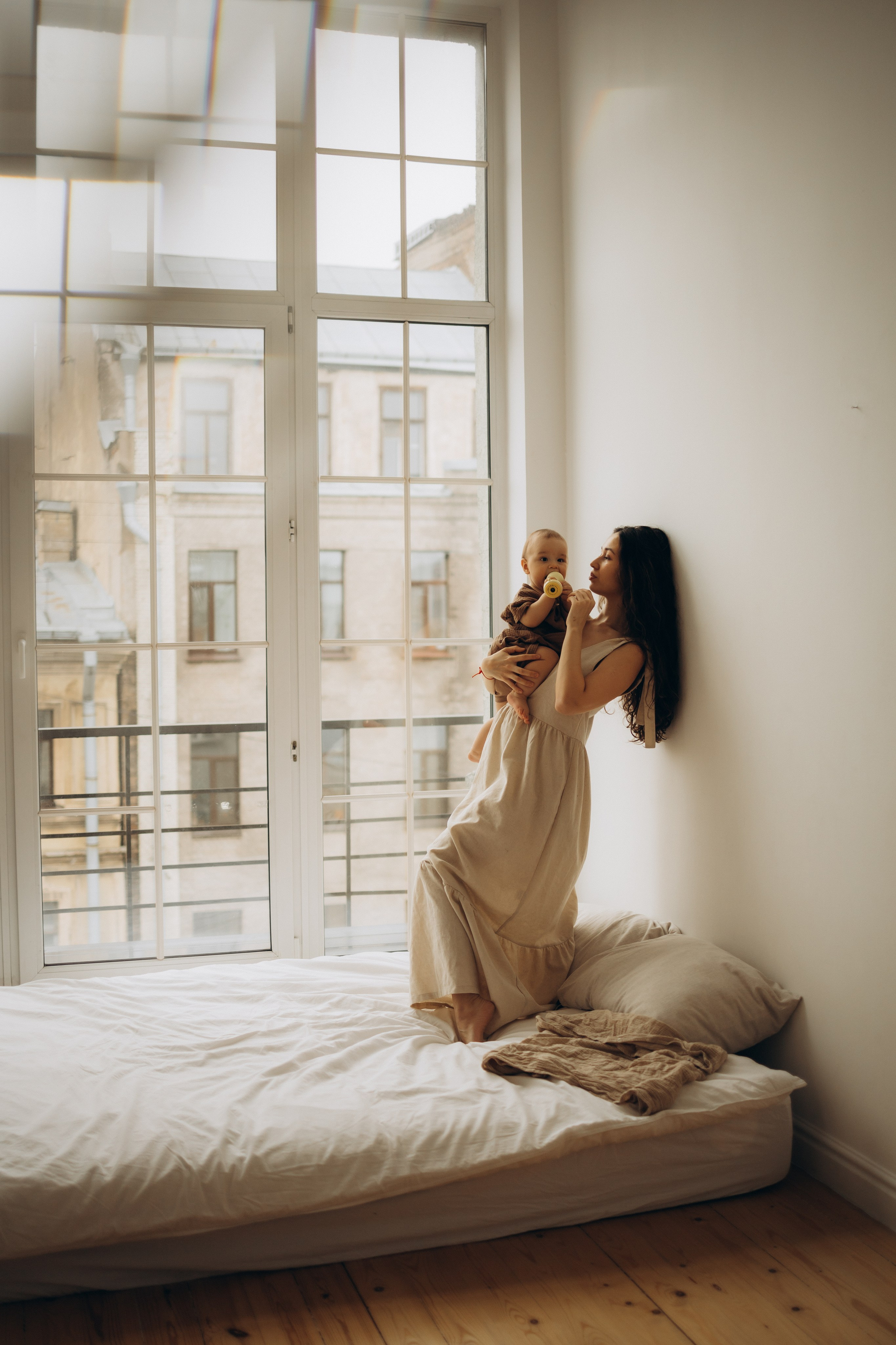 Регина и малыш Дима. Семейный, домашний, ньюборн фотограф Москва Цветкова Елизавета