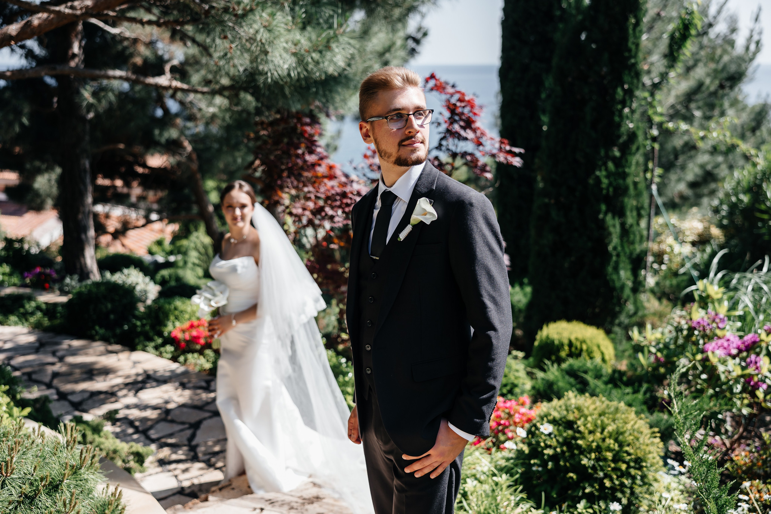 Анонс свадьбы Иры и Никиты. Прогулка в отеле Крымский Бриз. Свадебный фотограф в Крыму и Севастополе Ольга Баскакова