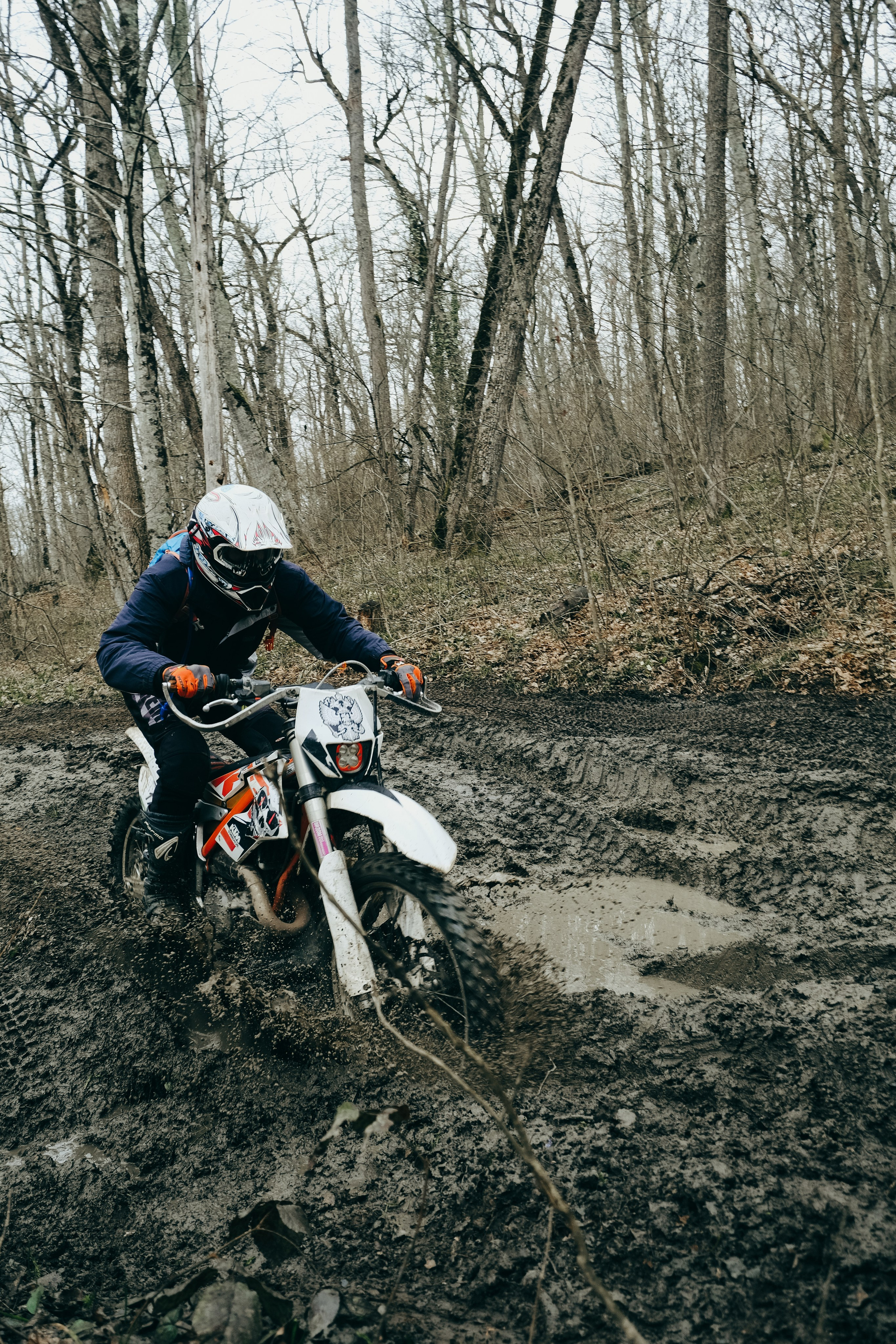 Съемка для Sharmax Moto в Горячем Ключе. Свадебный фотограф Денис Ожигин в Краснодаре и крае. Эмоциональная и стильная съемка вашего дня