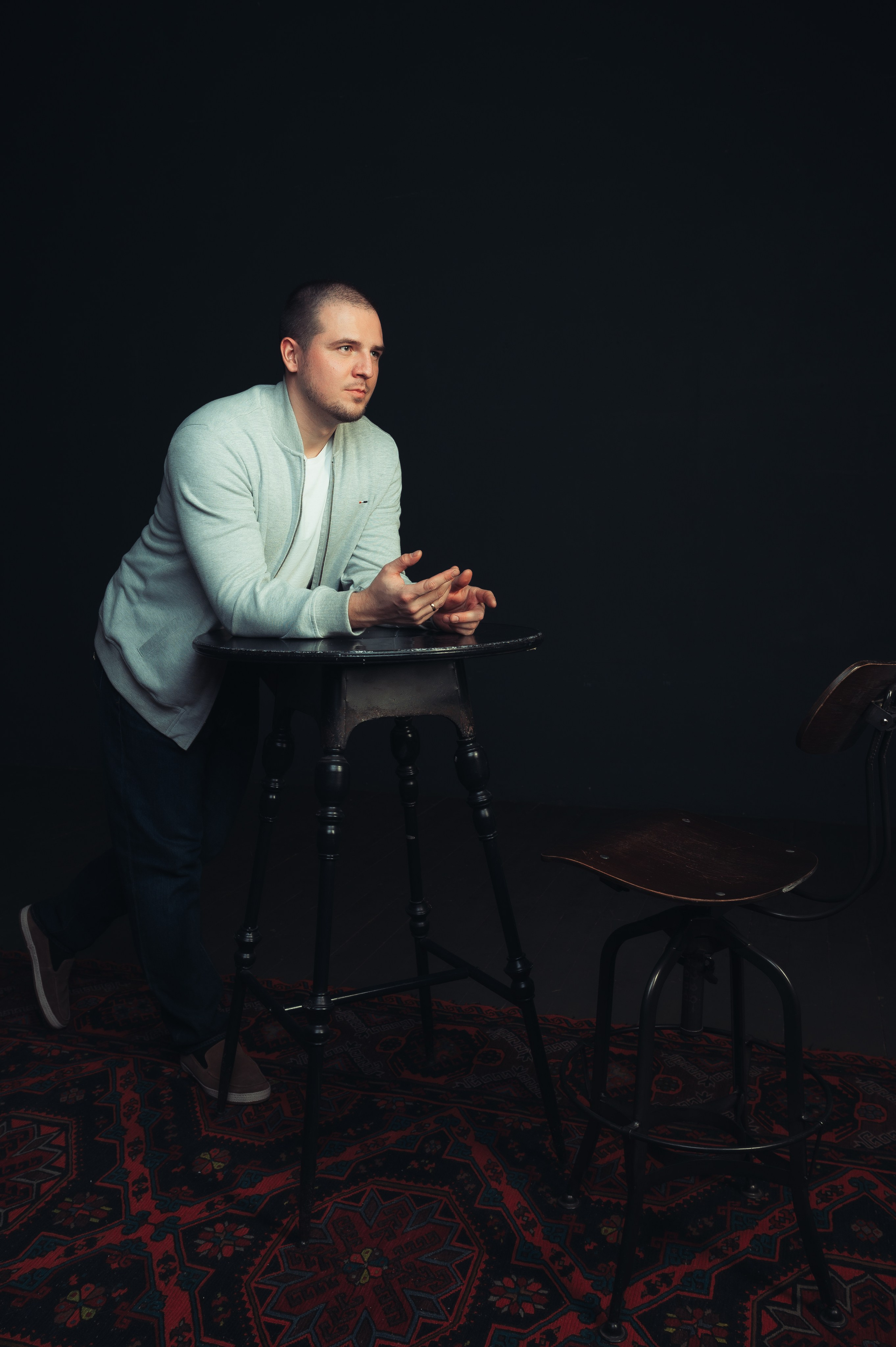 Никита Пустовалов — портретная съёмка. Иван Кубик — фотограф и видеограф