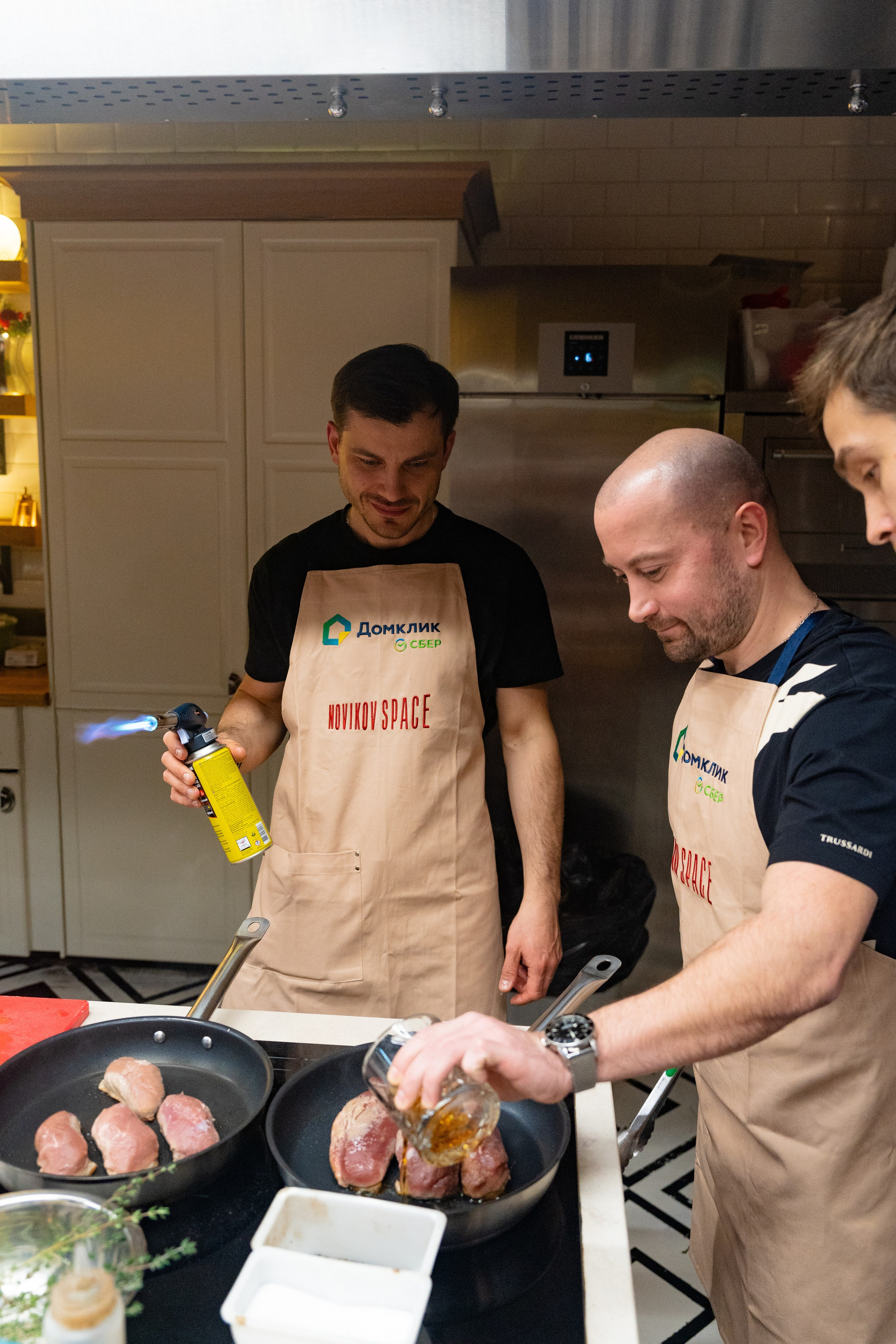 NOVIKOV SCHOOL — Умами зал. Фотограф Никита Комаров