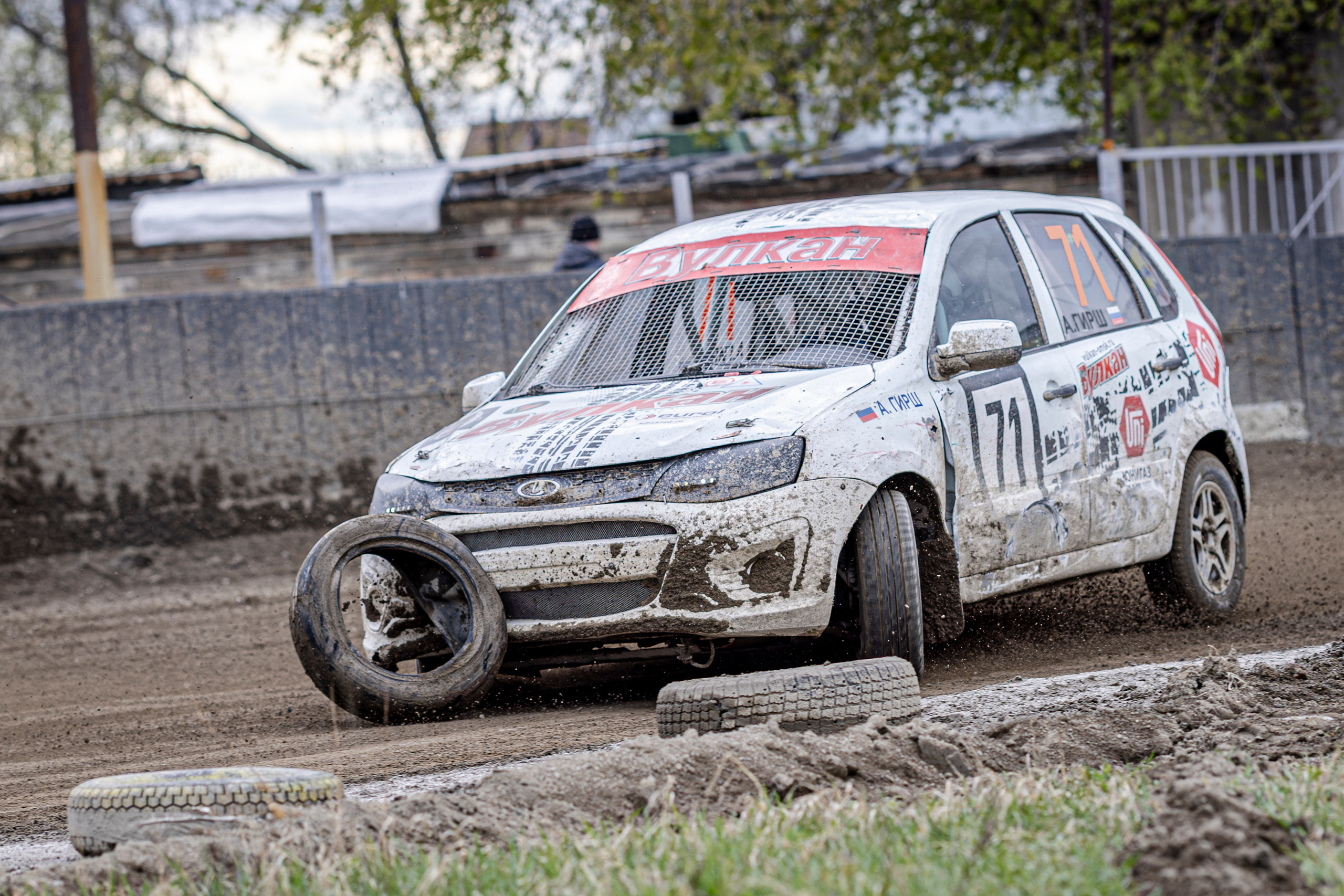 Автогонки на гаревой дорожке. Bertran Ordo