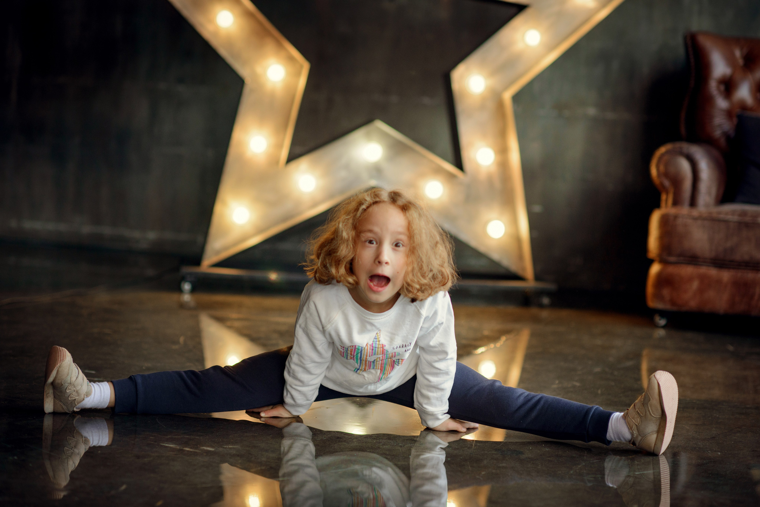 a girl in the studio, a photo shoot