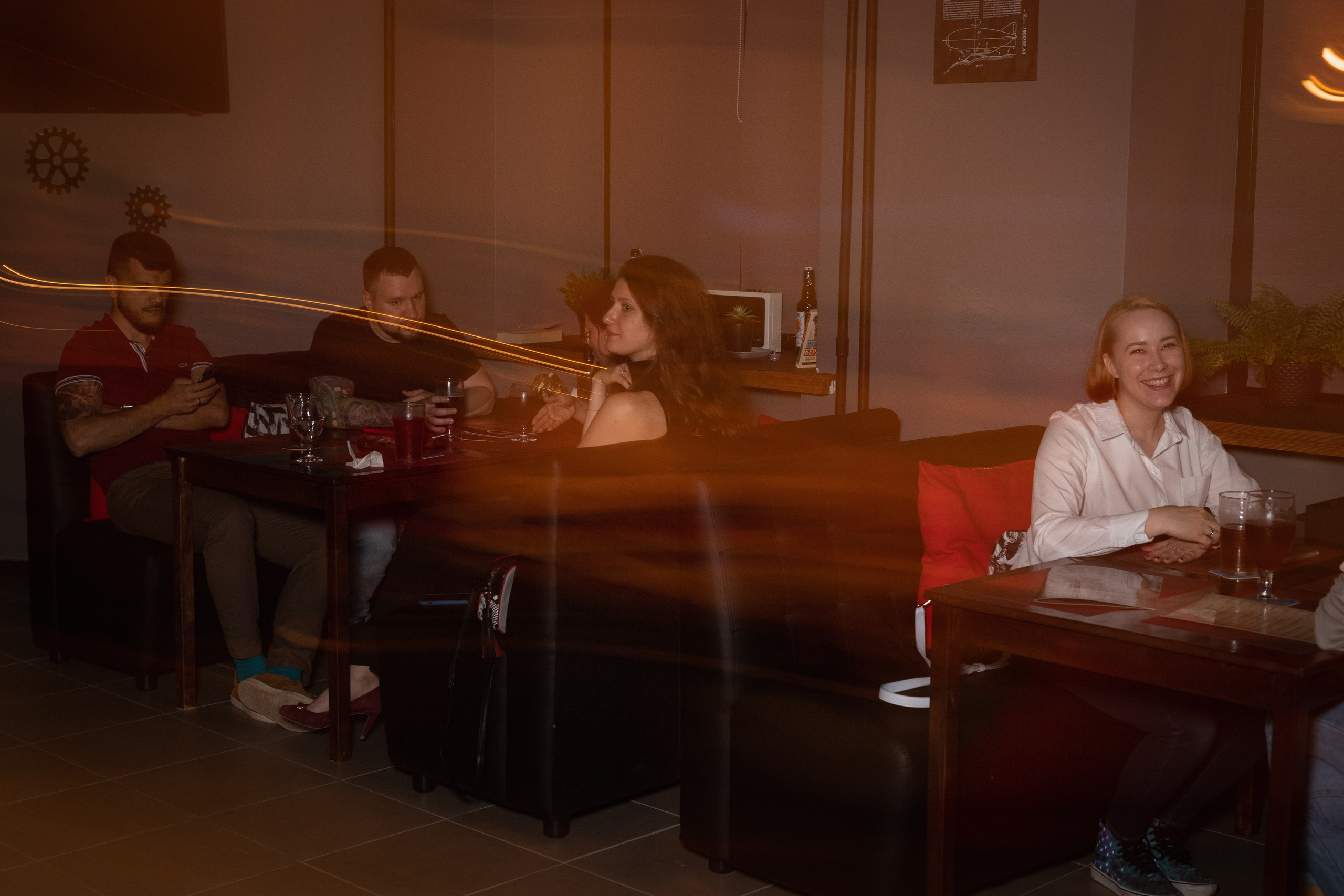 Паб Революция. Фотограф Денис Лесковский (Тюмень)