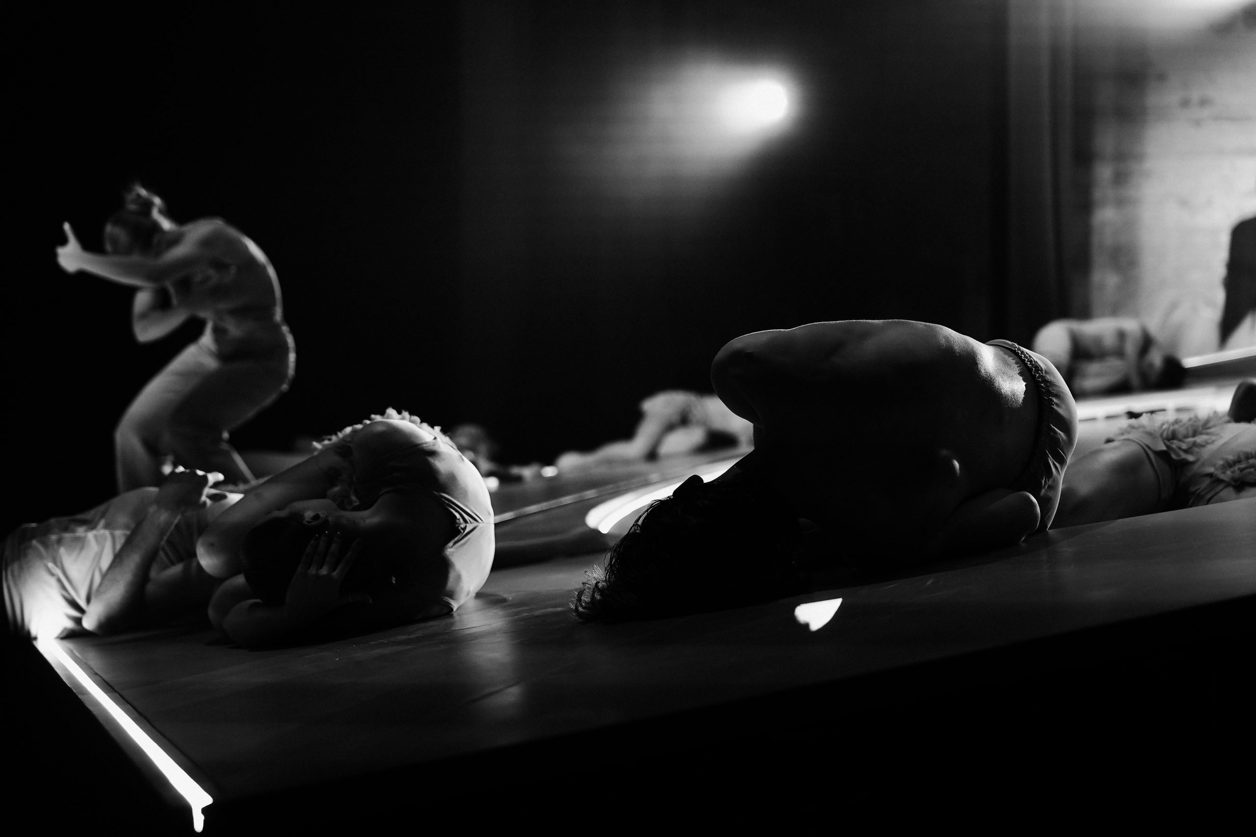 Контакт — пластический спектакль. Фотограф с психологическим образованием