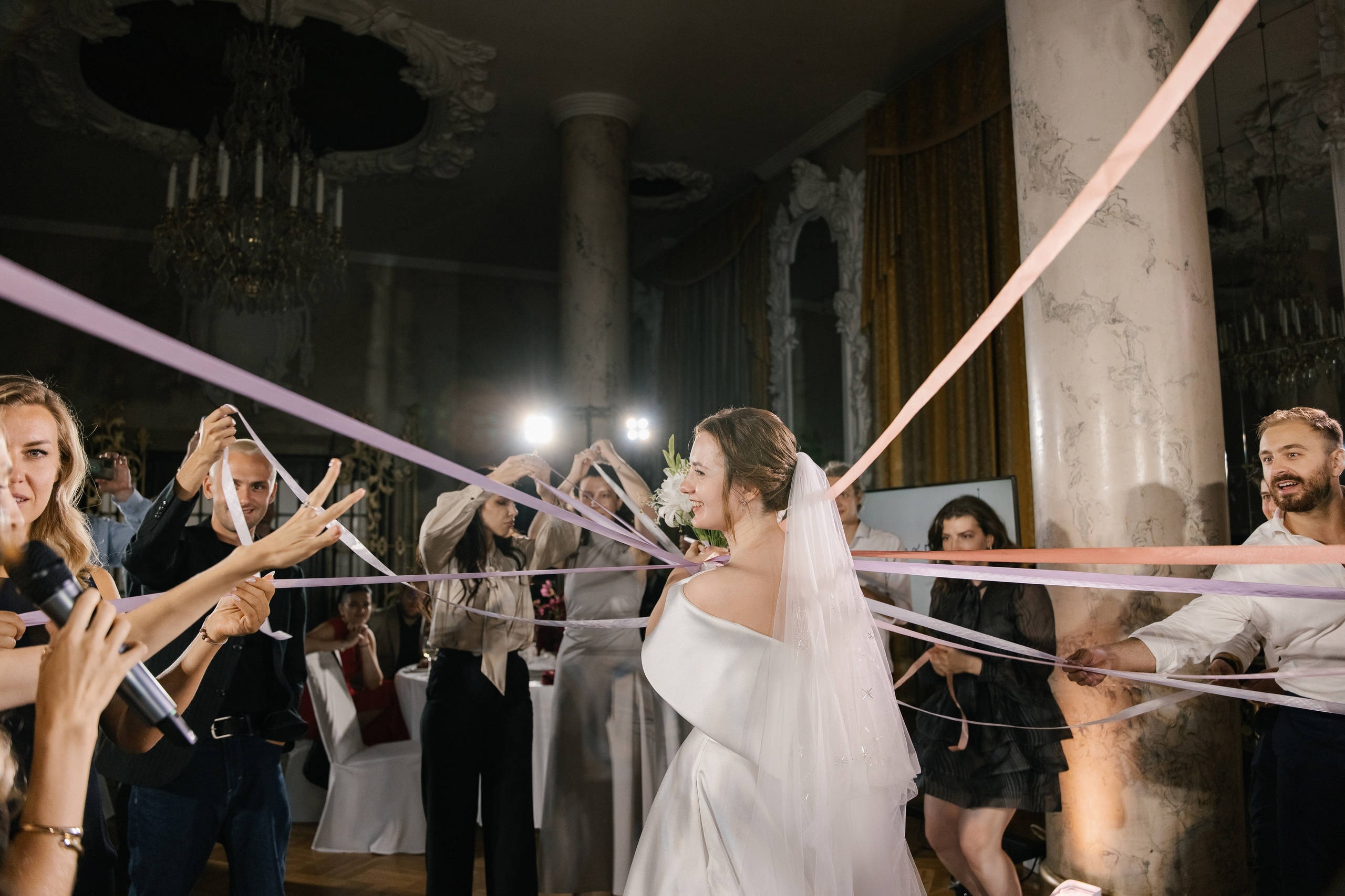 Свадебный банкет в отеле Хилтон Москва Ленинградская. Свадебный фотограф Москва