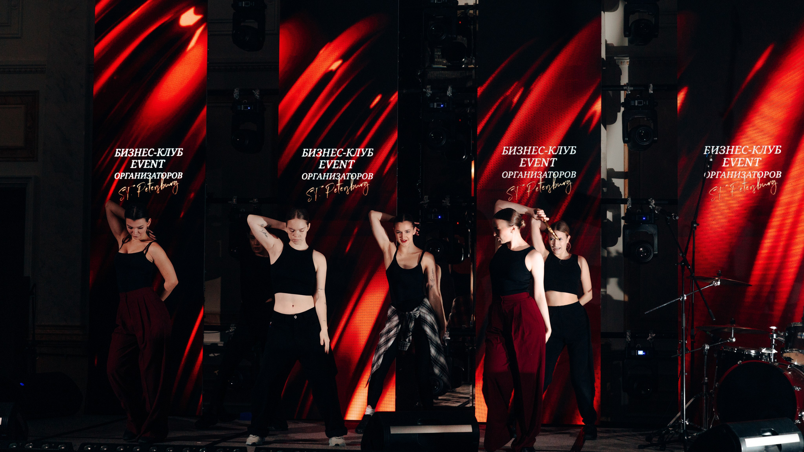 Red ball. Свадебный фотограф в Санкт-Петербурге и Москве Андрей Чернов