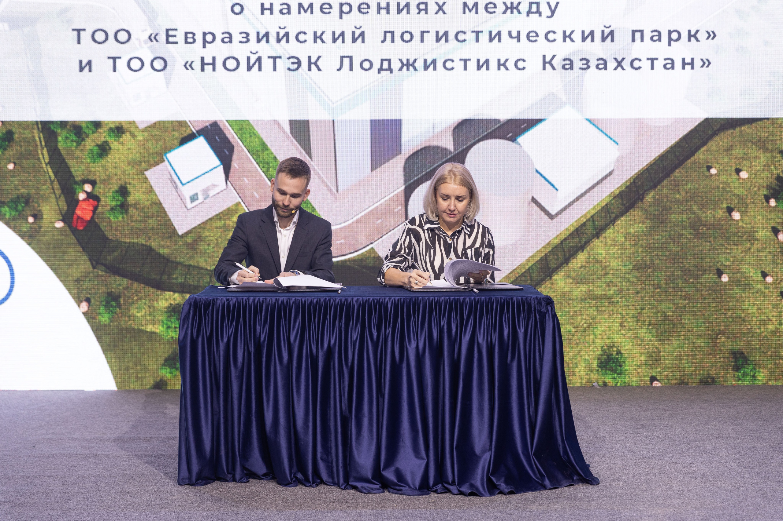 Открытие складского комплекса в Алматы — репортажная фотосъемка