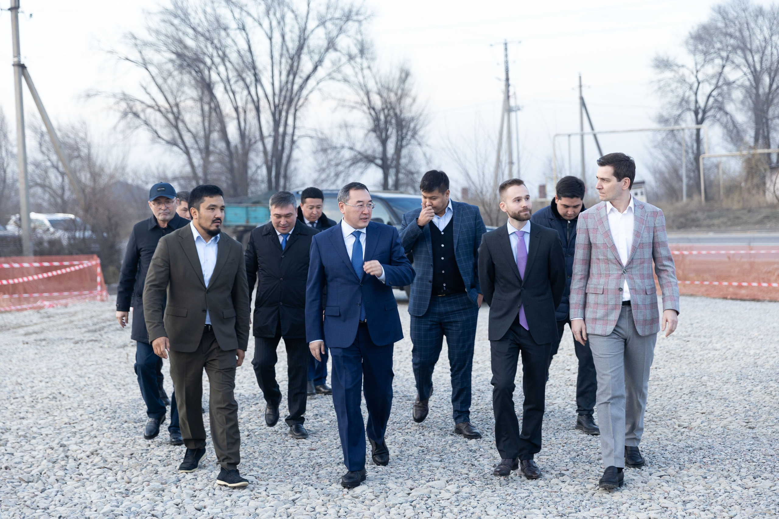 Закладка капсулы при строительстве складов в Алматы — фотосъемка