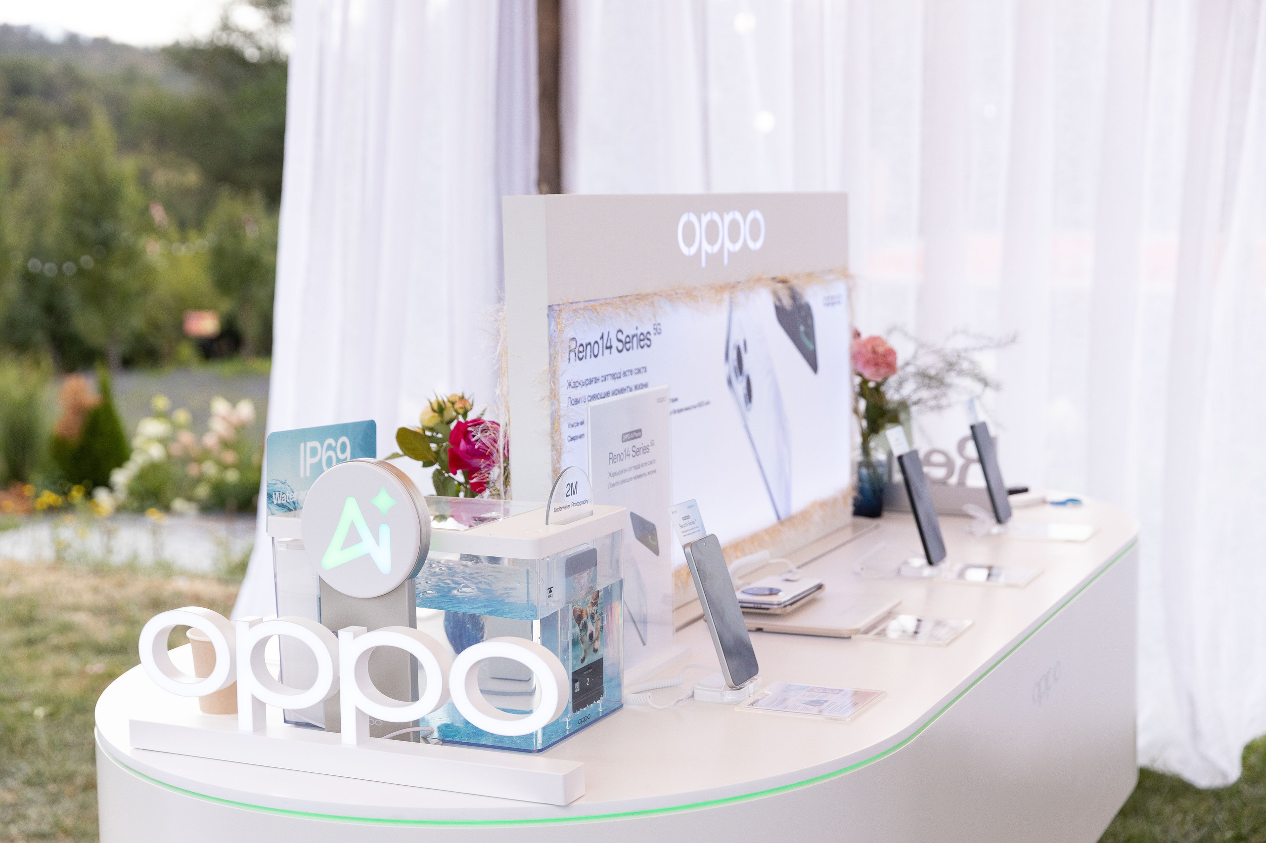 Презентация смартфона OPPO в Алматы — репортажная фотосъемка