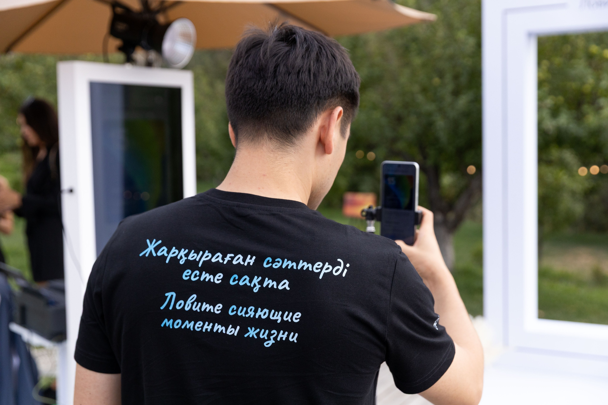Презентация смартфона OPPO в Алматы — репортажная фотосъемка