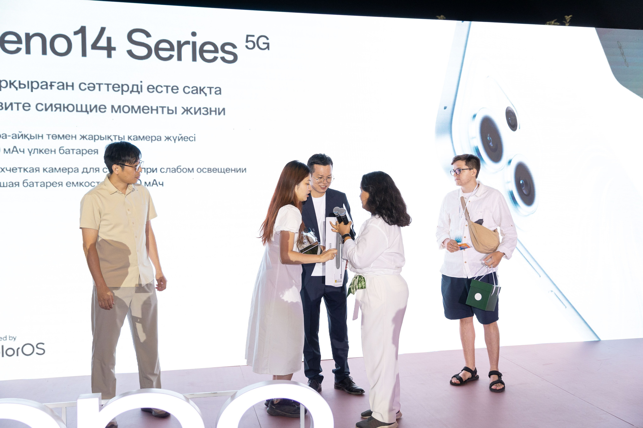 Презентация смартфона OPPO в Алматы — репортажная фотосъемка