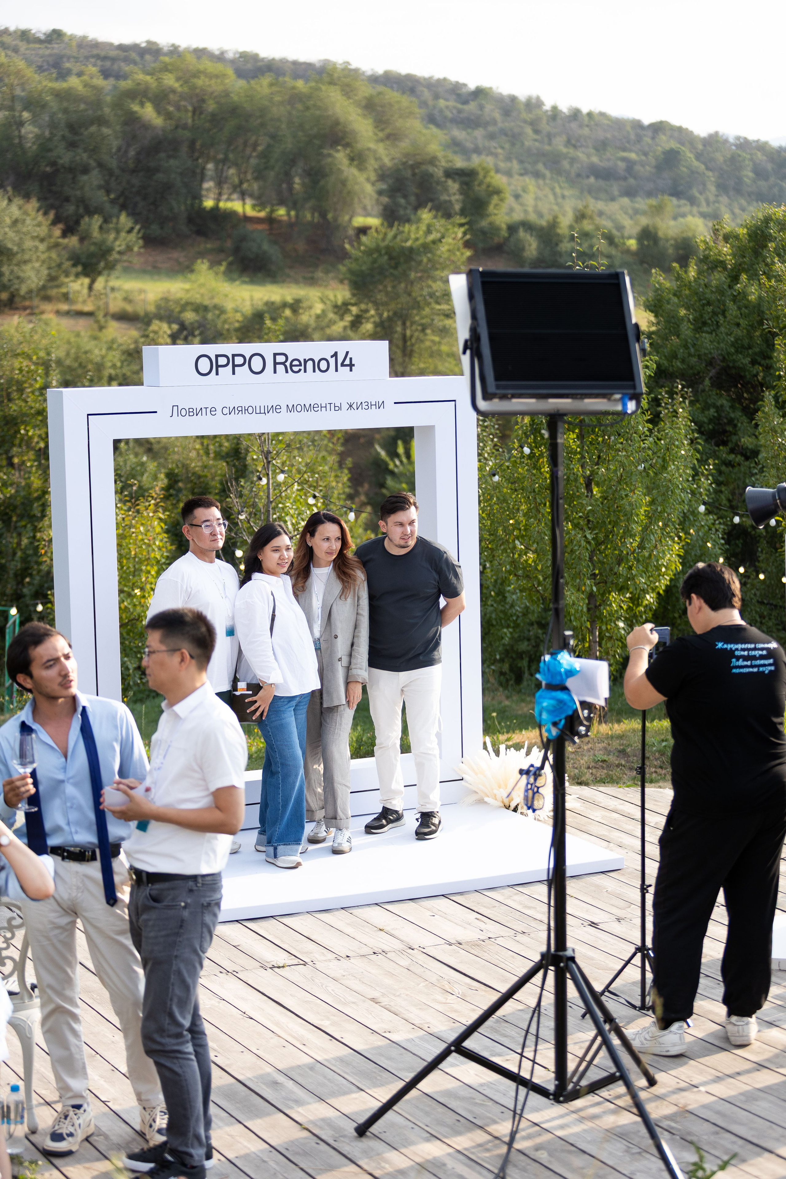 Презентация смартфона OPPO в Алматы — репортажная фотосъемка