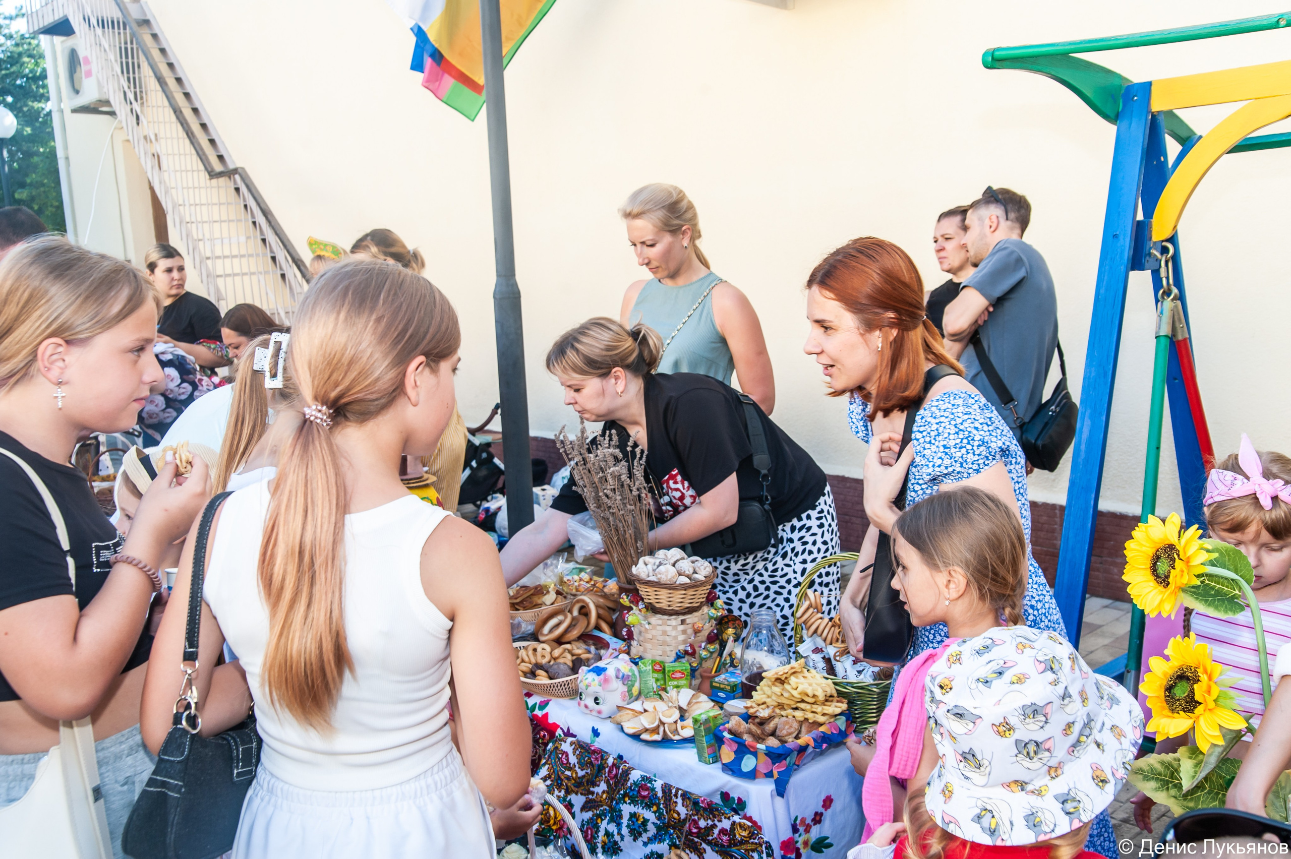 Ярмарка. Свадебный и семейный фотограф Денис Лукьянов в Краснодаре, Краснодарском крае и Республике Крым