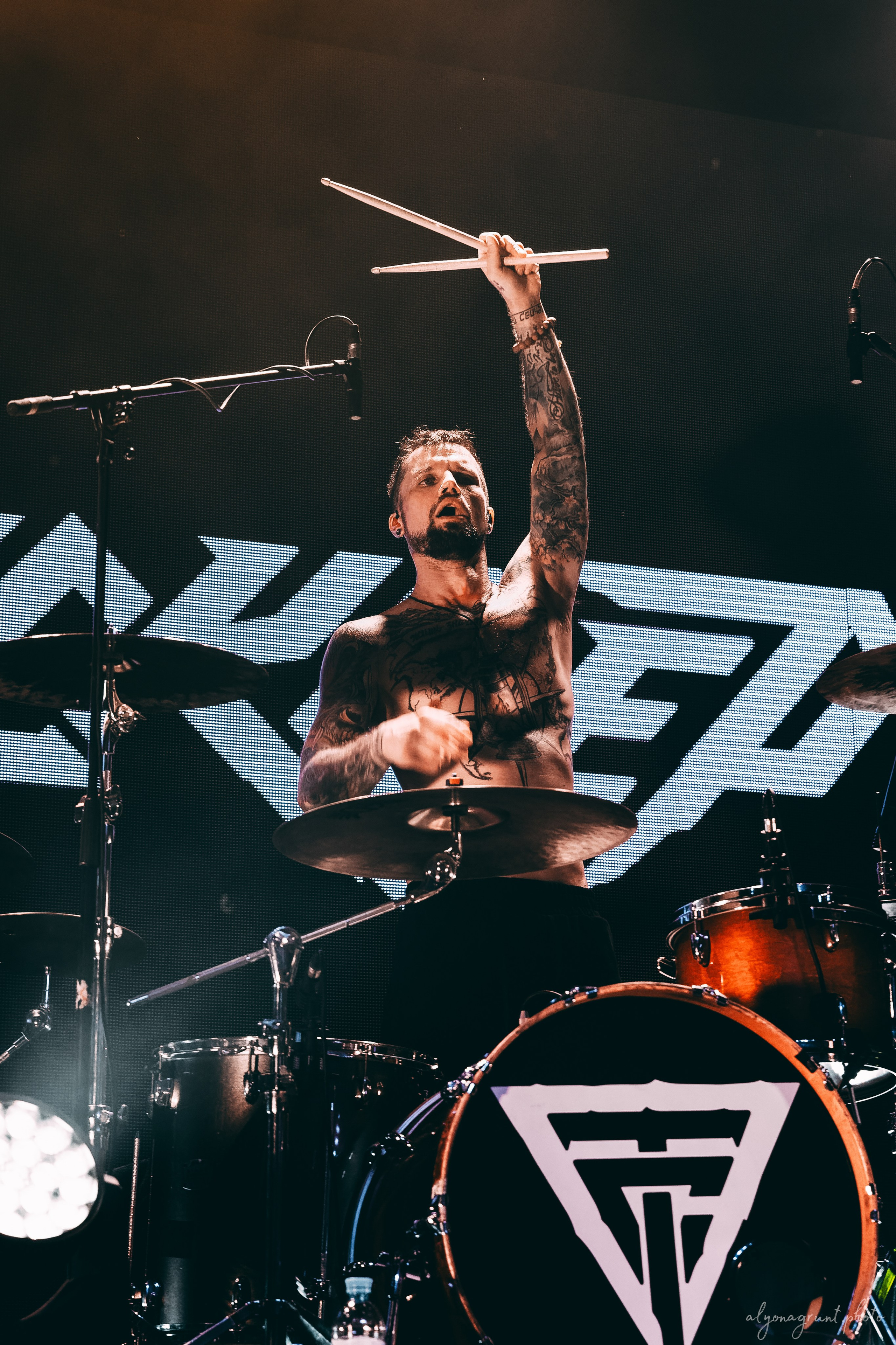 Таймсквер, фоторепортаж, СПБ, Космонавт, 14.11.2025. Алена Адрианова: фотограф в Санкт-Петербурге