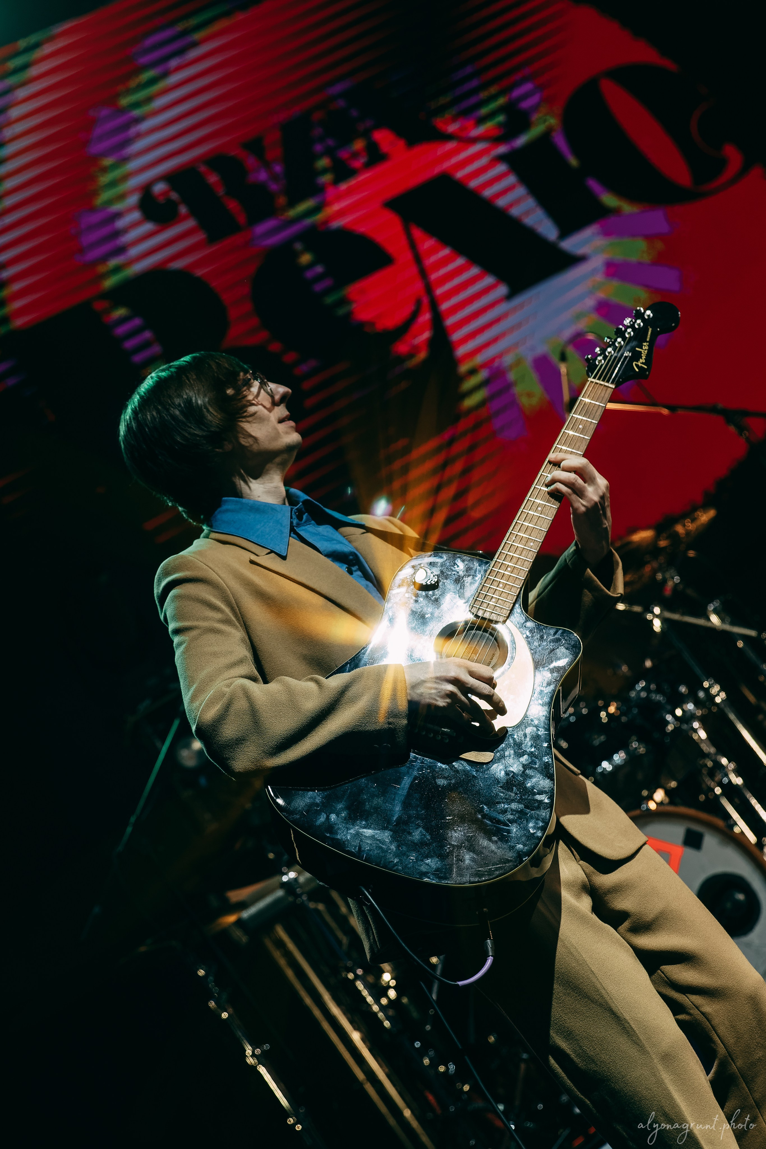 ВИА Велюр, фоторепортаж, СПб, BASE, 14.12.2025. Алена Адрианова: фотограф в Санкт-Петербурге