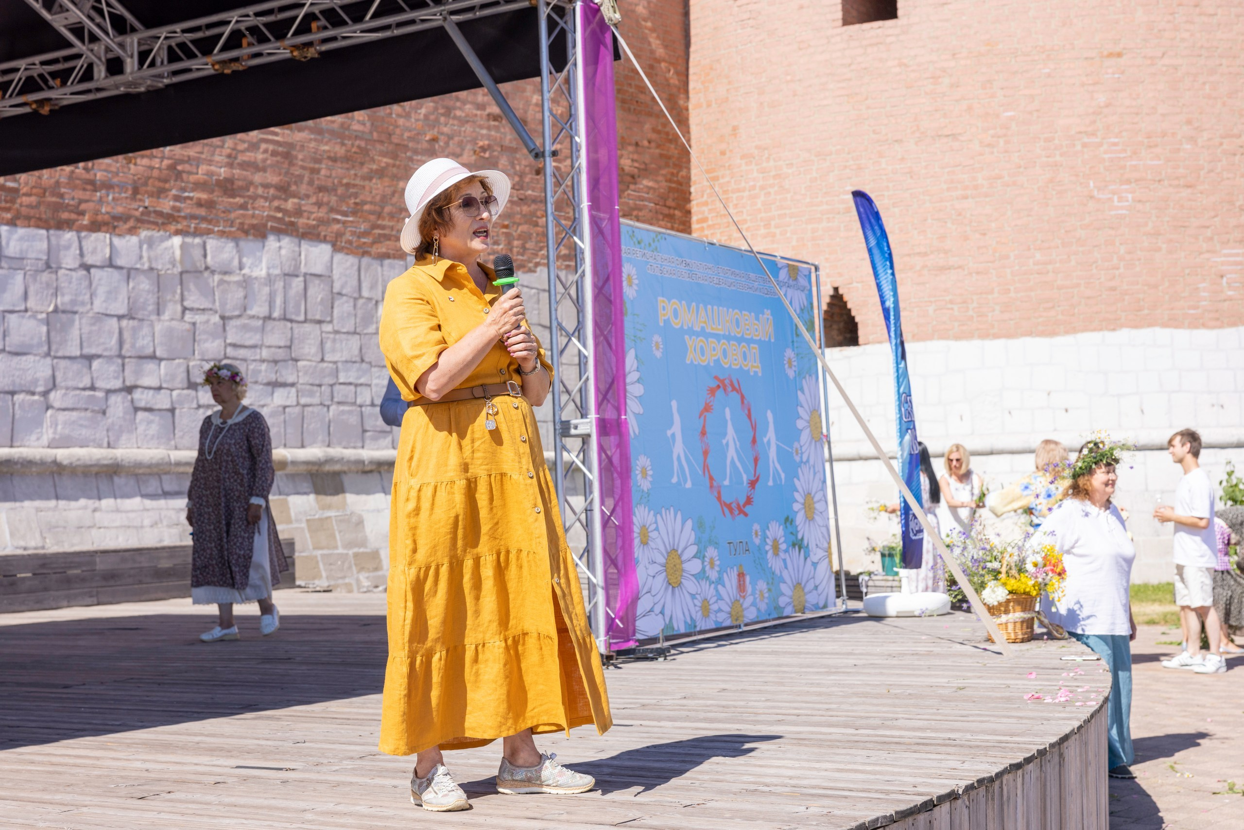 Фестиваль «Ромашковый хоровод». Северная ходьба. Фотограф в Туле Крупский АнДРей. Фотостудия «КАДР71» в Туле
