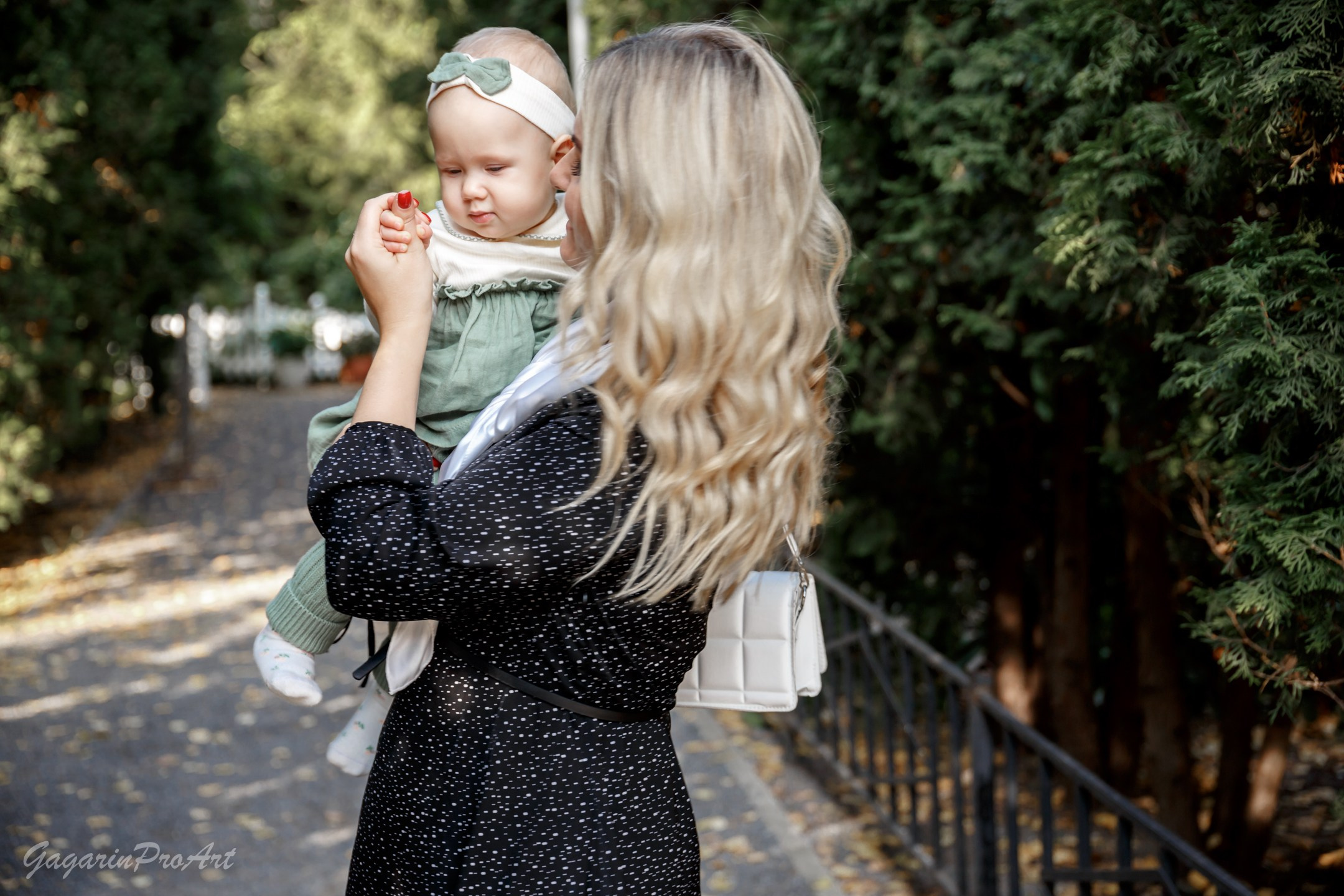 Фотосъёмка таинства крещения. Фотограф на крестины. GagarinProArt