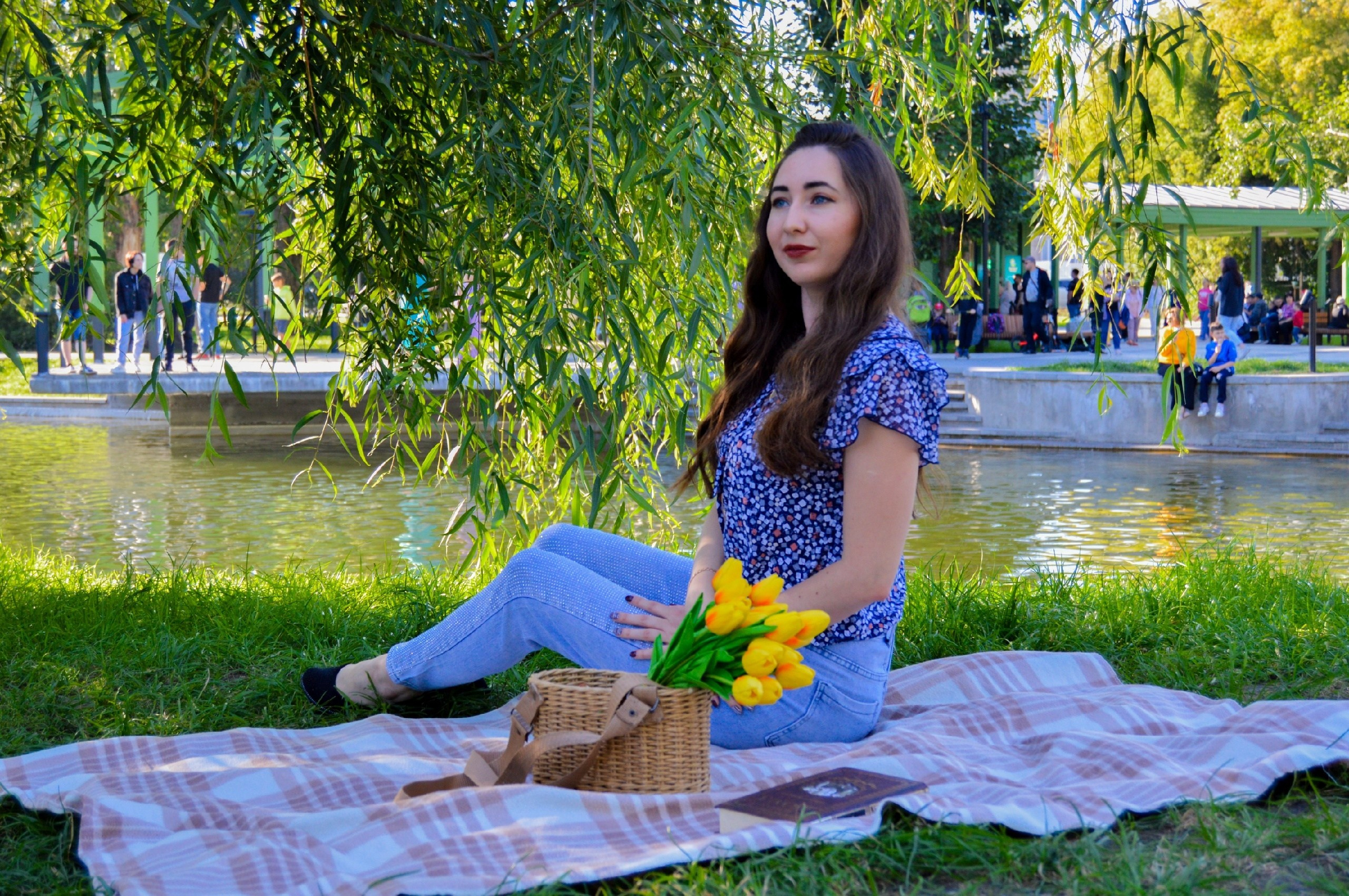 Парк Изумрудный| Прогулочная фотосессия Юля|10.09.2023. Фотограф-видеограф Познякова Любовь