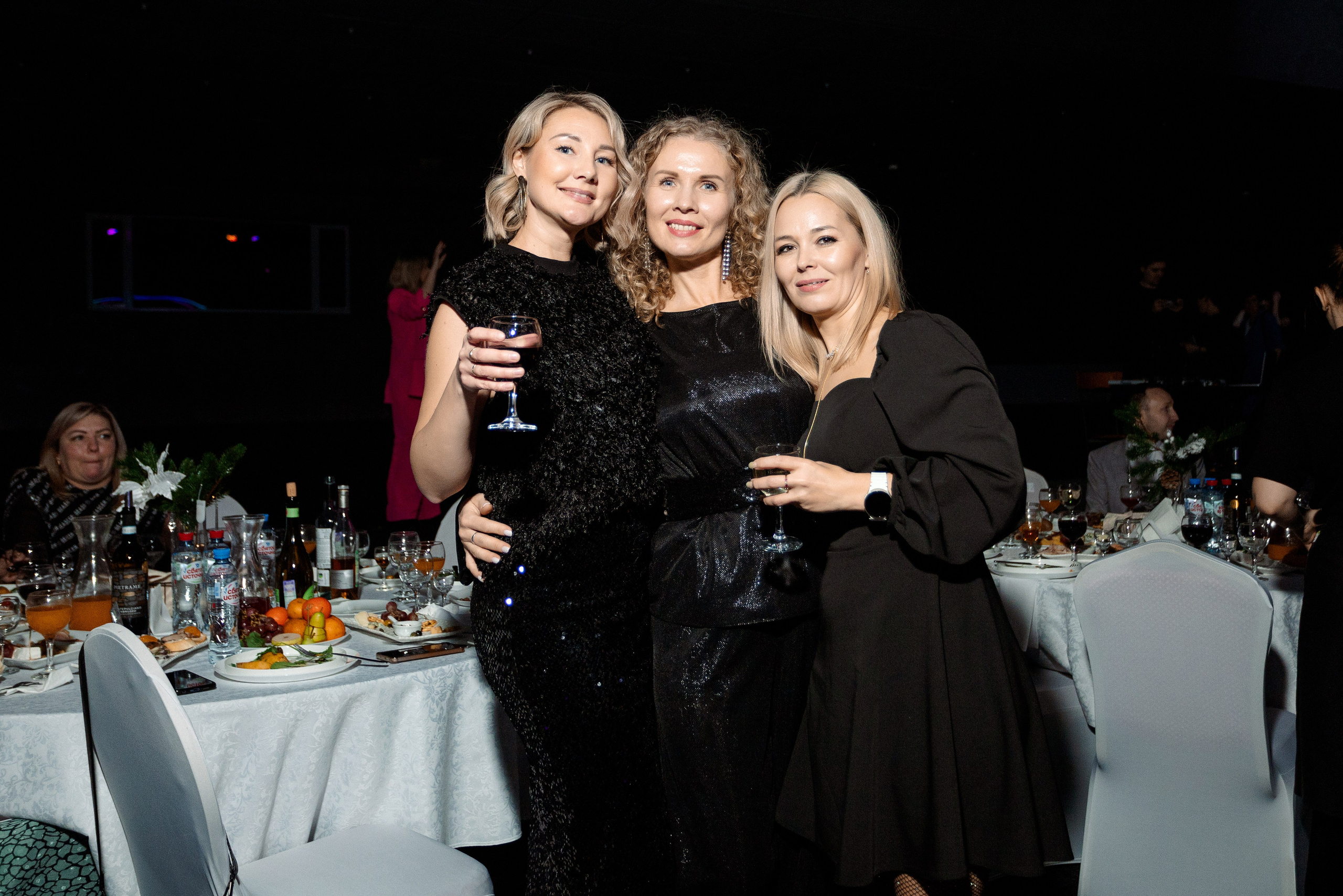 РЕПОРТАЖ: НОВЫЙ ГОД В ДК МЕТАЛЛУРГ. Профессиональный фотограф в Ижевске Леша Петров