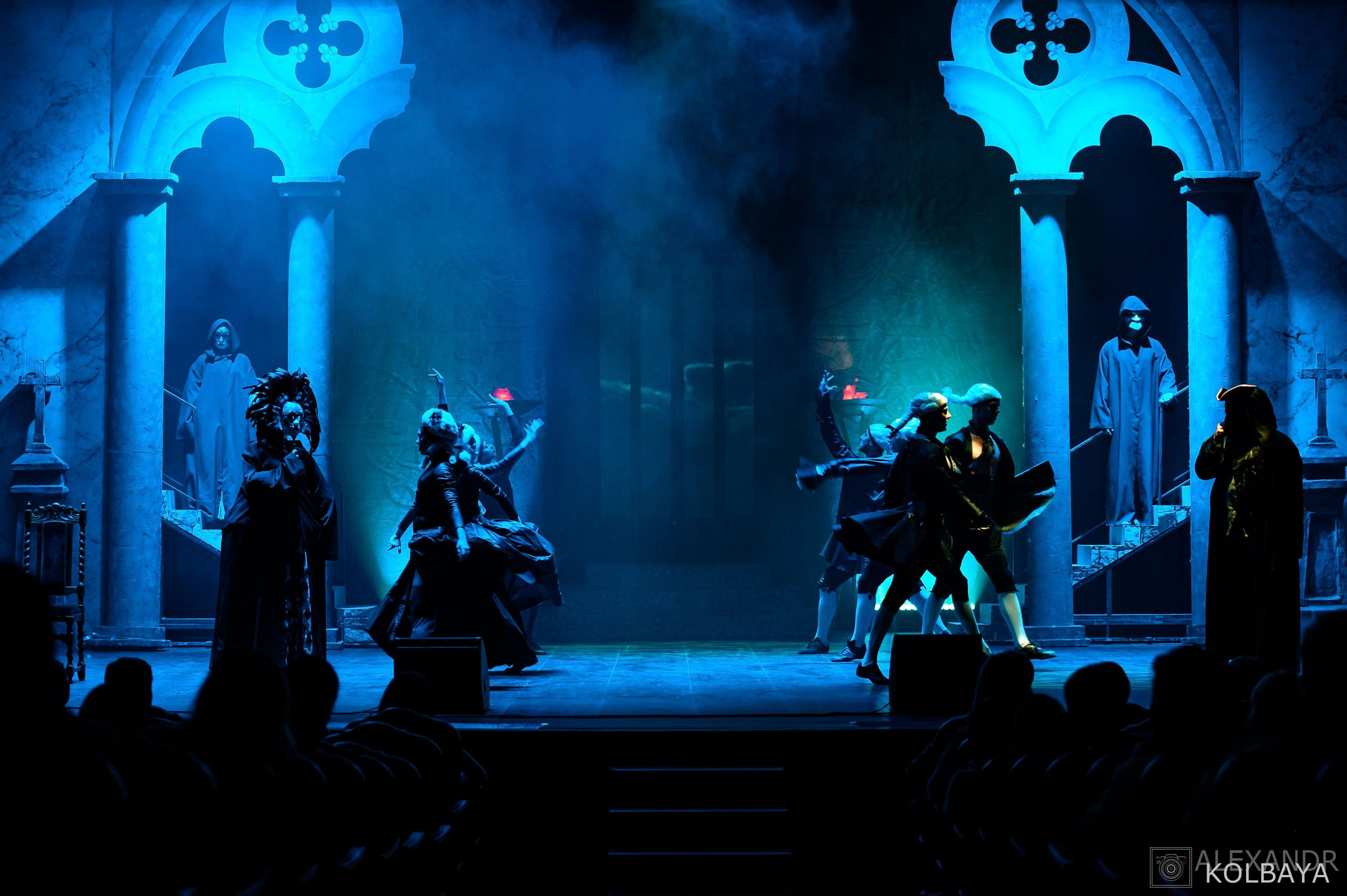 Опасные связи. Концертный и театральный репортажный фотограф в Москве Александр Колбая